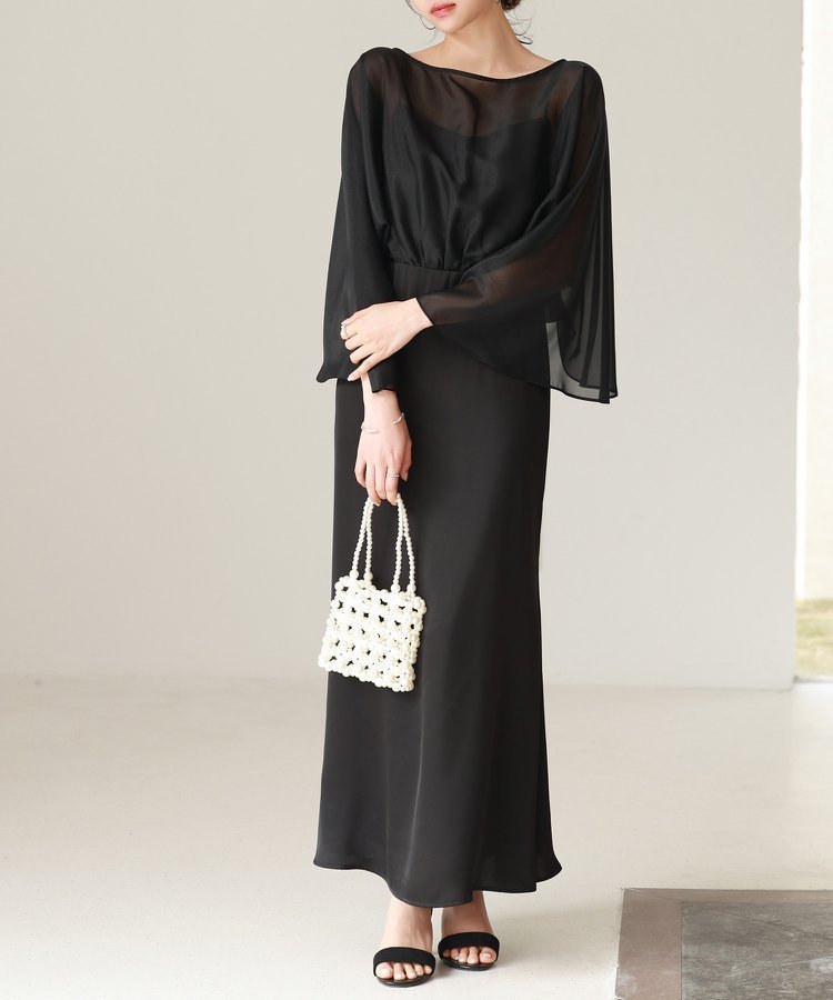 【セゾンドパピヨン/SAISON DE PAPILLON】の異素材ドッキングロング丈ワンピース インテリア・キッズ・メンズ・レディースファッション・服の通販 founy(ファニー) 　ファッション　Fashion　レディースファッション　Fashion for Women　ワンピース　Dresses　キャミソール　Camisole, Spaghetti Strap Top　ギャザー　Gathered, Ruffled　サテン　Satin, Glossy Fabric　シアー　Sheer, See-Through　シフォン　Chiffon, Lightweight Fabric　スリーブ　Sleeve, Long Sleeve / Short Sleeve　ドッキング　Docking, Mixed Material　フレア　Flare, Flared　ブラウジング　Blouson Silhouette, Cinched Waist　ロング　Long, Long-Length　ブラック|ID: prp329100004817867 ipo3291000000035001139