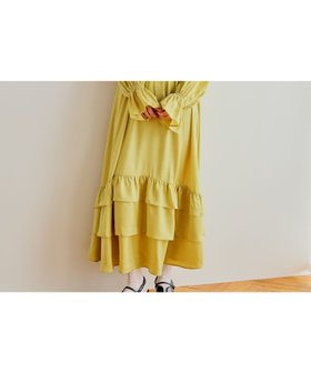 【ミスティ ウーマン/mysty woman】のボウタイティアードワンピース 人気、トレンドファッション・服の通販 founy(ファニー) ファッション Fashion レディースファッション Fashion for Women ワンピース Dresses おすすめ Recommended / Our Picks ギャザー Gathered, Ruffled クラシカル Classical, Vintage-Inspired スリーブ Sleeve, Long Sleeve / Short Sleeve ダウン Down, Puffer リボン Ribbon, Bow |ID:prp329100004817906