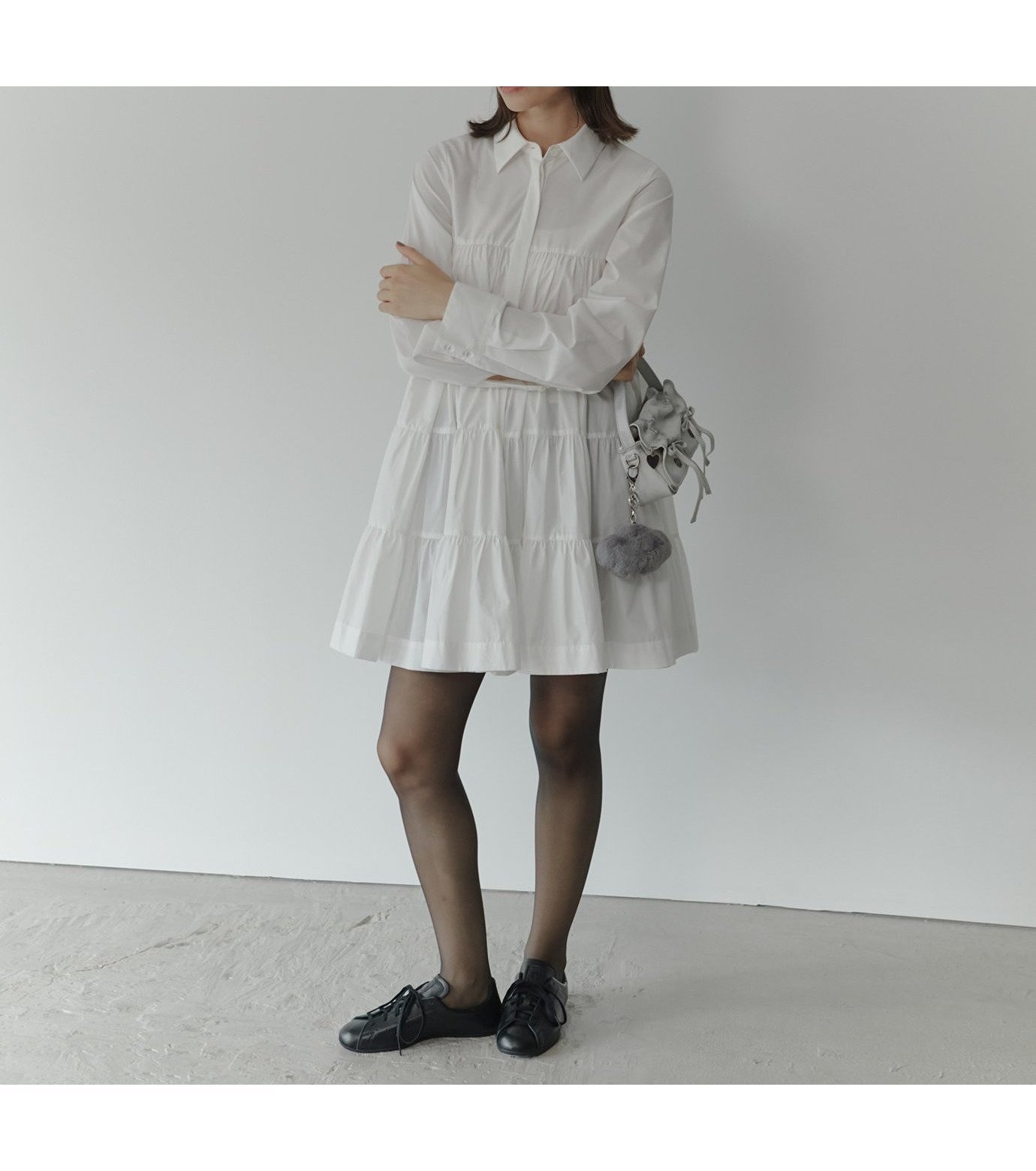 【ルシェル ブルー/LE CIEL BLEU】のドラマティックギャザードシャツドレス / Dramatic Gathered Shirt Dress インテリア・キッズ・メンズ・レディースファッション・服の通販 founy(ファニー) 　ファッション　Fashion　レディースファッション　Fashion for Women　トップス・カットソー　Cut & Sew Tops　シャツ・ブラウス・オフィスカジュアル　Elegant Blouses & Button-Ups　ワンピース　Dresses　フォーマル・パーティードレス・結婚式用ドレス　Elegant & Casual Dresses　おすすめ　Recommended / Our Picks　コンパクト　Compact, Small Size　ドレス　Dress, One-Piece　バランス　Balance, Style Balance　ベーシック　Basic, Essential　ホワイト|ID: prp329100004817951 ipo3291000000035001887