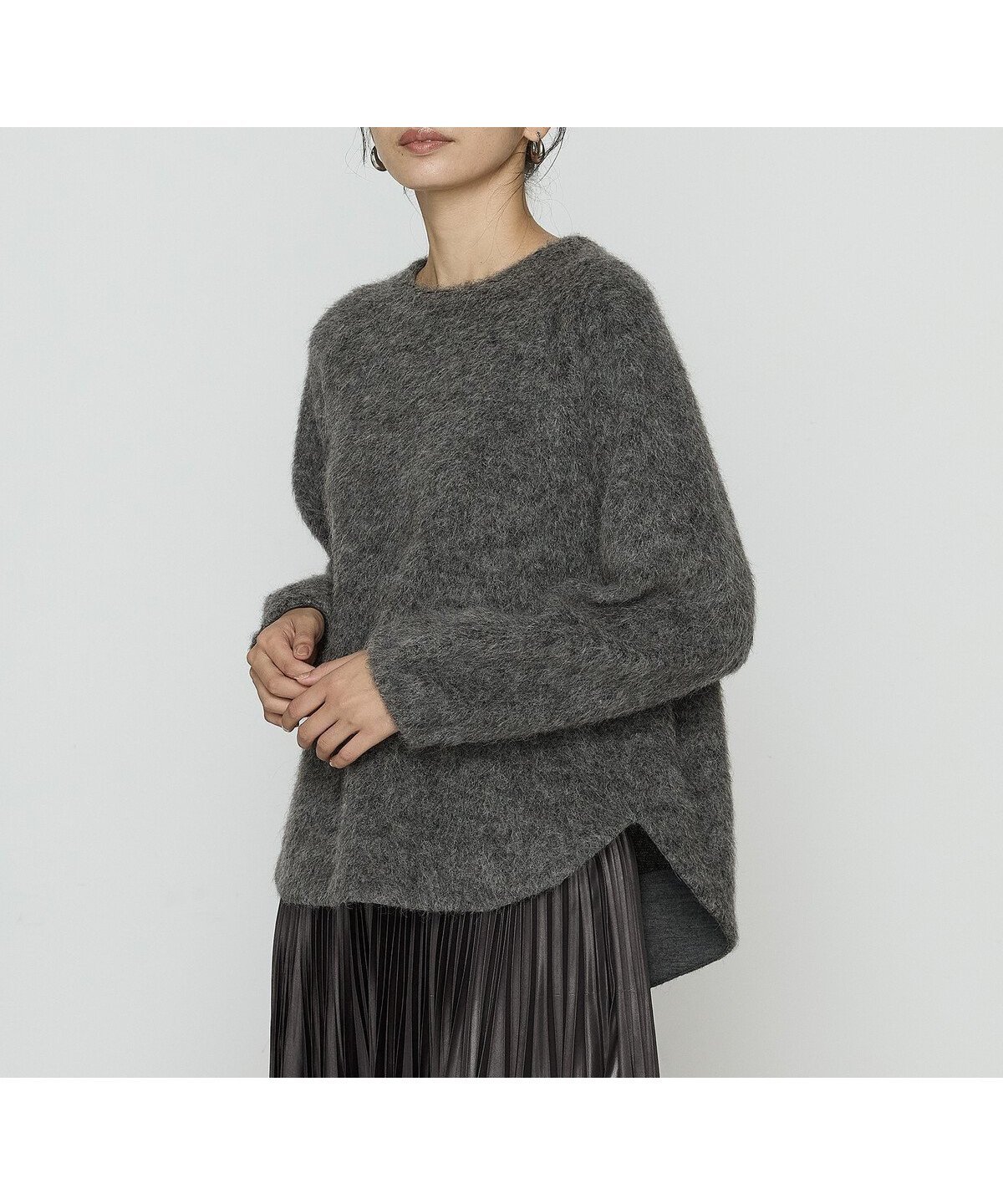 【コムサ/COMME CA】のアルパカ混 ラグランスリーブプルオーバー インテリア・キッズ・メンズ・レディースファッション・服の通販 founy(ファニー) 　ファッション　Fashion　レディースファッション　Fashion for Women　トップス・カットソー　Cut & Sew Tops　カジュアルプルオーバー・ニットトップス　Pullovers & Knit Tops / Casual Pullovers　ギャザー　Gathered, Ruffled　シンプル　Simple, Minimal　スリット　Slit, Slit Detail　スリーブ　Sleeve, Long Sleeve / Short Sleeve　ボトム　Bottoms, Lower Wear　ラウンド　Round, Round Neck　リラックス　Relax, Relaxed Fit　ワイド　Wide, Wide Fit　A/W・秋冬　Autumn/Winter　08:トップチャコール|ID: prp329100004817952 ipo3291000000035001890