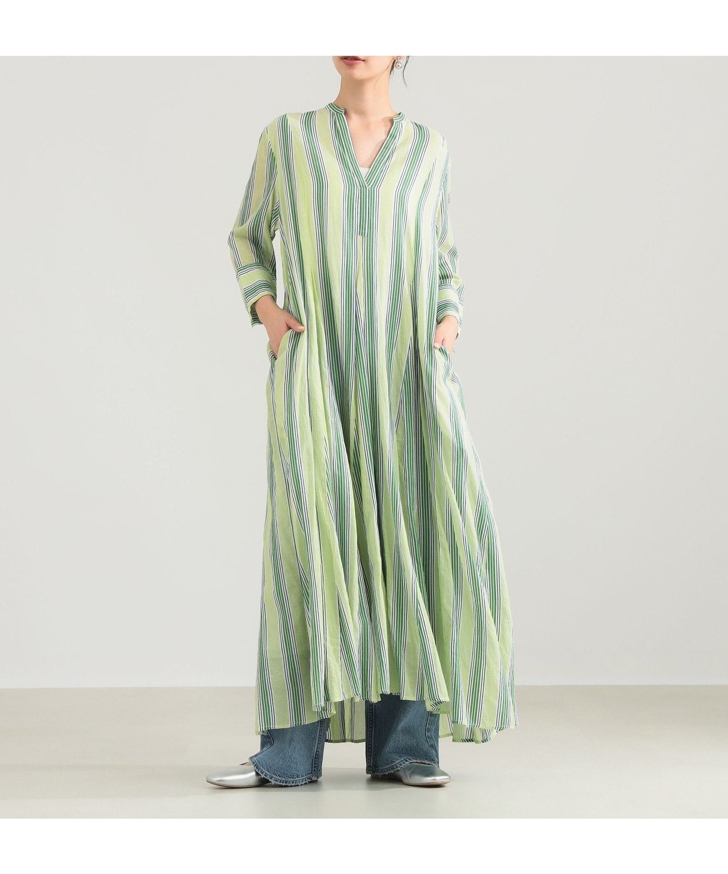 【デミルクス ビームス/Demi-Luxe BEAMS】のne Quittez pas / ボイル ストライプ パネル ワンピース 人気、トレンドファッション・服の通販 founy(ファニー) 　ファッション　Fashion　レディースファッション　Fashion for Women　ワンピース　Dresses　インド　Indian Textile　コンパクト　Compact, Small Size　サンダル　Sandals, Summer Shoes　ストライプ　Stripe, Striped Pattern　スリット　Slit, Slit Detail　デニム　Denim, Jeans Material　バランス　Balance, Style Balance　フレア　Flare, Flared　プリント　Print, Printed Pattern　モダン　Modern, Contemporary　リゾート　Resort, Vacation Style　エレガント 上品　Elegant　 other-1|ID: prp329100004818262 ipo3291000000035005588