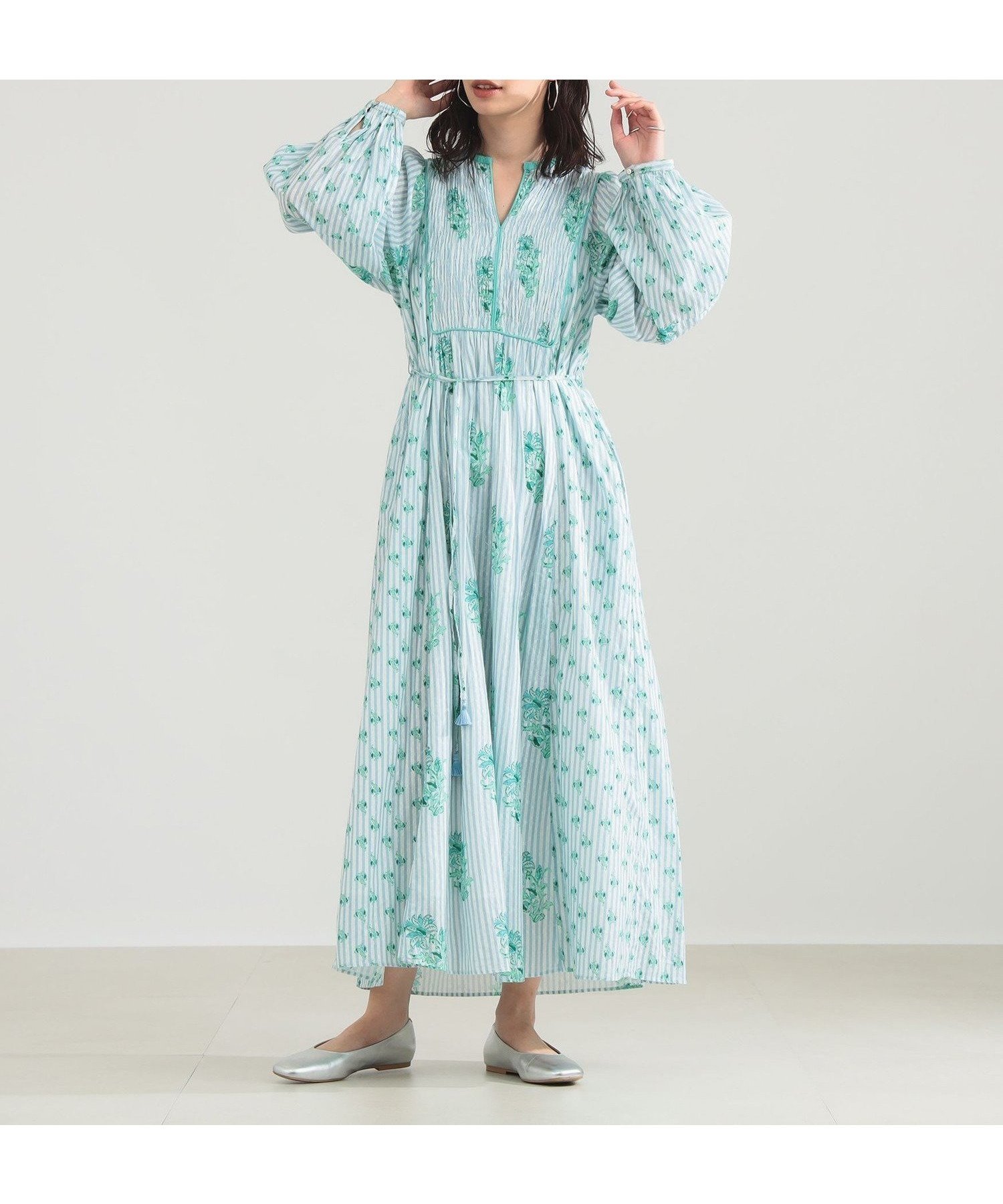 【デミルクス ビームス/Demi-Luxe BEAMS】のne Quittez pas / コットンジャカード リリープリント シャーリング ワンピース インテリア・キッズ・メンズ・レディースファッション・服の通販 founy(ファニー) 　ファッション　Fashion　レディースファッション　Fashion for Women　ワンピース　Dresses　アクセサリー　Fashion Accessories　インド　Indian Textile　ギャザー　Gathered, Ruffled　サンダル　Sandals, Summer Shoes　シャーリング　Shirring, Ruched　ジャカード／ジャガード　Jacquard, Woven Pattern　ドローコード　Drawcord, Drawstring Cord　フェミニン　Feminine, Girly　フラット　Flat, Flat Shoes　フリンジ　Fringe, Tassel　プリント　Print, Printed Pattern　モダン　Modern, Contemporary　リゾート　Resort, Vacation Style　リラックス　Relax, Relaxed Fit　ロング　Long, Long-Length　エレガント 上品　Elegant　GREEN|ID: prp329100004818276 ipo3291000000035005668