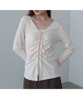 【バブ ブージュルード/Bab Bou Jeloud】のセンターシャーリングカットソー 人気、トレンドファッション・服の通販 founy(ファニー) ファッション Fashion レディースファッション Fashion for Women トップス・カットソー Cut & Sew Tops カットソー・ベーシックTシャツ Cut-and-Sewn Tops / Stretch Tees & Basics インナー Innerwear カットソー Cut and Sewn Top ガーリー Girly, Feminine Style クラシカル Classical, Vintage-Inspired サテン Satin, Glossy Fabric シャーリング Shirring, Ruched シンプル Simple, Minimal スマート Smart, Elegant スラックス Slacks, Dress Pants センター Center, Center Line チェック Check, Plaid, Tartan デニム Denim, Jeans Material フェミニン Feminine, Girly フロント Front, Front Design リボン Ribbon, Bow 再入荷 Restock / Back in Stock おすすめ Recommended / Our Picks |ID:prp329100004818283