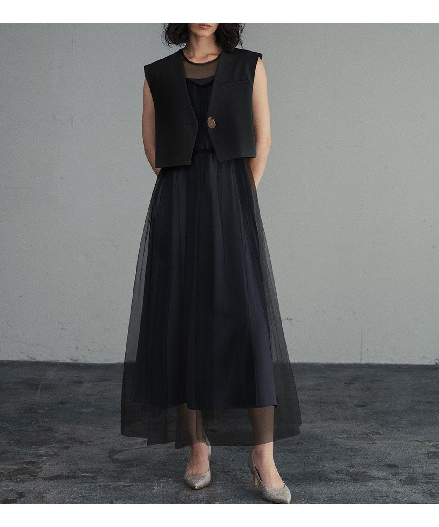 【ガール/GIRL】のショートジレ セット チュールドレス 結婚式 ワンピース パーティードレス インテリア・キッズ・メンズ・レディースファッション・服の通販 founy(ファニー) 　ファッション　Fashion　レディースファッション　Fashion for Women　アウター　Coat / Outerwear Collection　ワンピース　Dresses　フォーマル・パーティードレス・結婚式用ドレス　Elegant & Casual Dresses　インナー　Innerwear　キャミソール　Camisole, Spaghetti Strap Top　サテン　Satin, Glossy Fabric　ショート　Short, Short Length　スタイリッシュ　Stylish, Fashionable　チュール　Tulip, Tulip Motif　ツイル　Twist, Twisted Detail　トレンド　Trend, Trending Now　ドレス　Dress, One-Piece　バランス　Balance, Style Balance　フォーマル　Formal, Dressy　モダン　Modern, Contemporary　再入荷　Restock / Back in Stock　おすすめ　Recommended / Our Picks　エレガント 上品　Elegant　結婚式　Wedding　披露宴　Wedding Reception　二次会　After Party　BK|ID: prp329100004818316 ipo3291000000035006098