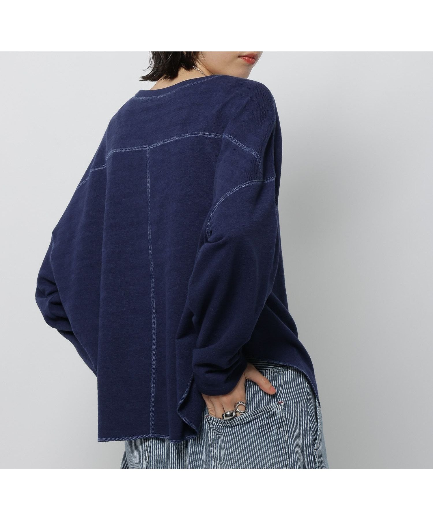 【ニコアンド/niko and】のミニパイルラウンドプルオーバー インテリア・キッズ・メンズ・レディースファッション・服の通販 founy(ファニー) 　ファッション　Fashion　レディースファッション　Fashion for Women　トップス・カットソー　Cut & Sew Tops　カジュアルプルオーバー・ニットトップス　Pullovers & Knit Tops / Casual Pullovers　おすすめ　Recommended / Our Picks　インナー　Innerwear　シンプル　Simple, Minimal　デニム　Denim, Jeans Material　フェミニン　Feminine, Girly　ラウンド　Round, Round Neck　リラックス　Relax, Relaxed Fit　ロング　Long, Long-Length　ワイド　Wide, Wide Fit　ネイビー|ID: prp329100004818322 ipo3291000000035006195