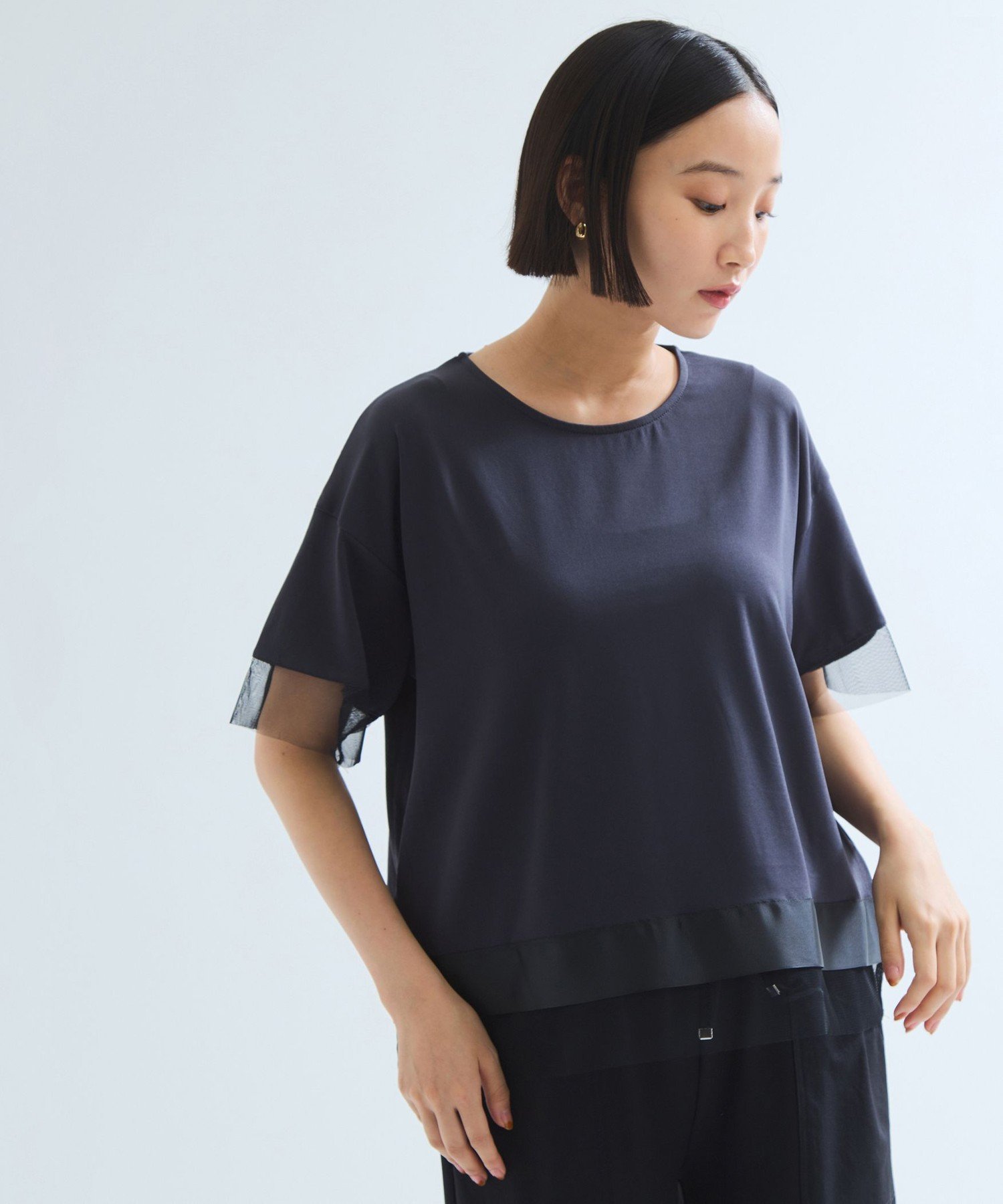 【ケティ/Ketty】のグログラン*チュールキリカエカットソー≪手洗い可能≫ インテリア・キッズ・メンズ・レディースファッション・服の通販 founy(ファニー) 　ファッション　Fashion　レディースファッション　Fashion for Women　トップス・カットソー　Cut & Sew Tops　カットソー・ベーシックTシャツ　Cut-and-Sewn Tops / Stretch Tees & Basics　秋　Autumn　カットソー　Cut and Sewn Top　グログラン　Grosgrain, Grosgrain Ribbon　チュール　Tulip, Tulip Motif　テクスチャー　Texture, Textured Fabric　ファブリック　Fabric, Textile　フォルム　Silhouette, Form　ポケット　Pocket, Pocket Detail　無地　Plain, Solid Color　A/W・秋冬　Autumn/Winter　おすすめ　Recommended / Our Picks　旅行　Travel　エレガント 上品　Elegant　ビジネス 仕事 通勤　Business / Work / Commuting　2025年　2025　2025春夏・S/S　Spring/Summer 2025 SS25　2025-2026秋冬・A/W　Autumn/Winter 2025–26 AW25–26　チャコールグレー|ID: prp329100004818397 ipo3291000000035006982