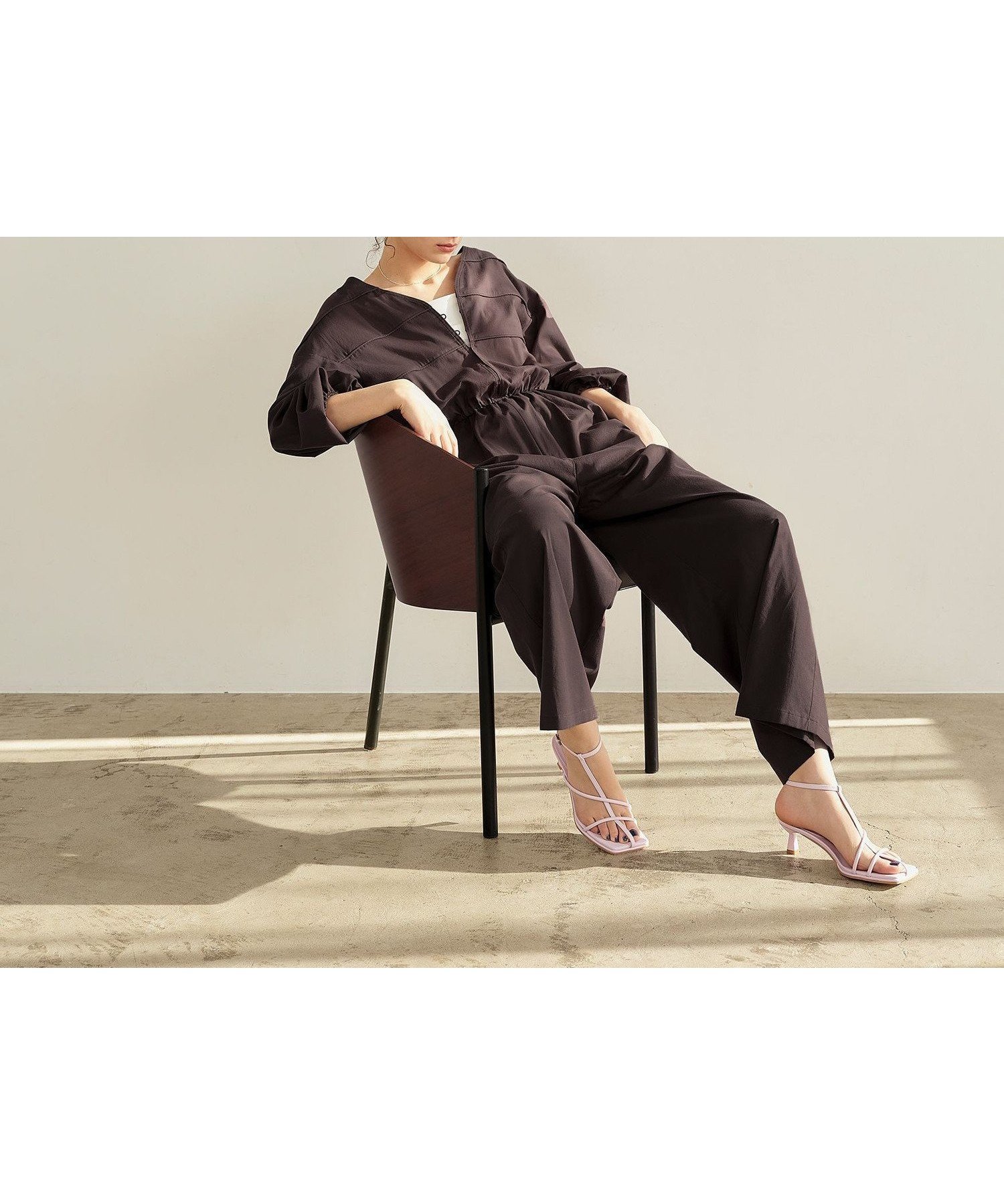 【ユナイテッドアローズ/UNITED ARROWS】のEMMEL REFINES EM コード Vネック ジャンプスーツ 人気、トレンドファッション・服の通販 founy(ファニー) 　ファッション　Fashion　レディースファッション　Fashion for Women　トップス・カットソー　Cut & Sew Tops　Vネックトップス　V-Neck Tops / V-Cut Neckline Shirts　インナー　Innerwear　春　Spring　ストラップサンダル　Strappy Sandals, Strap Sandals　スニーカー　Sneakers, Trainers　スーツ　Suit, Formalwear　デコルテ　Décolleté, Neckline　トレンド　Trend, Trending Now　ハイネック　High Neck, Mock Neck　フィット　Fit, Slim Fit　フェミニン　Feminine, Girly　アウトレット　Outlet / Clearance　夏　Summer　2024年　2024　2024春夏・S/S　Spring/Summer 2024 SS24　 other-1|ID: prp329100004818399 ipo3291000000035007000