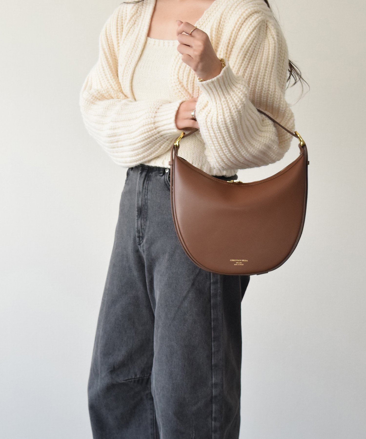 【インター ショシュール/INTER-CHAUSSURES】の【CHRISTIAN VILLA】ミディアムサイズレザーホーボーバッグ 人気、トレンドファッション・服の通販 founy(ファニー) 　ファッション　Fashion　レディースファッション　Fashion for Women　バッグ　Bags　イタリア　Italy　ベーシック　Basic, Essential　 other-1|ID: prp329100004818503 ipo3291000000035008022