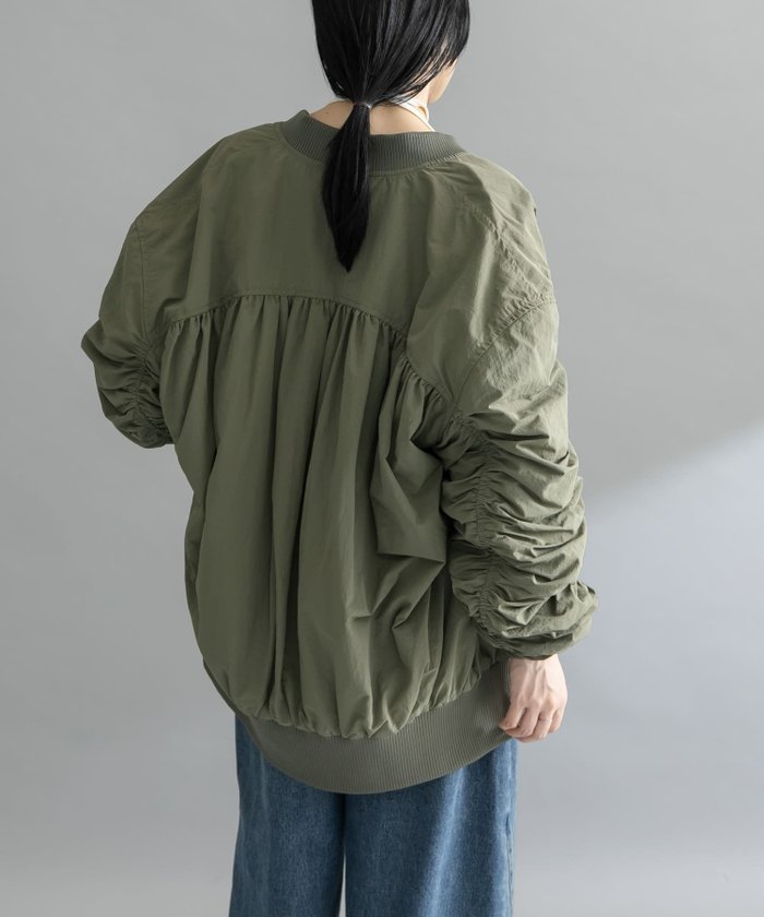 【ケービーエフ/KBF / URBAN RESEARCH】の『WEB/一部店舗限定』BACKシャーリングMA-1 インテリア・キッズ・メンズ・レディースファッション・服の通販 founy(ファニー) https://founy.com/ ファッション Fashion レディースファッション Fashion for Women アウター Coat / Outerwear Collection MA-1ジャケット MA-1 Bomber Jackets / Flight Jackets 2025年 2025 2025-2026秋冬・A/W Autumn/Winter 2025–26 AW25–26 冬 Winter / This Winter ギャザー Gathered, Ruffled シャーリング Shirring, Ruched A/W・秋冬 Autumn/Winter |ID: prp329100004818504 ipo3291000000035008027