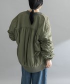 【ケービーエフ/KBF / URBAN RESEARCH】の『WEB/一部店舗限定』BACKシャーリングMA-1 カーキ|ID: prp329100004818504 ipo3291000000035008028