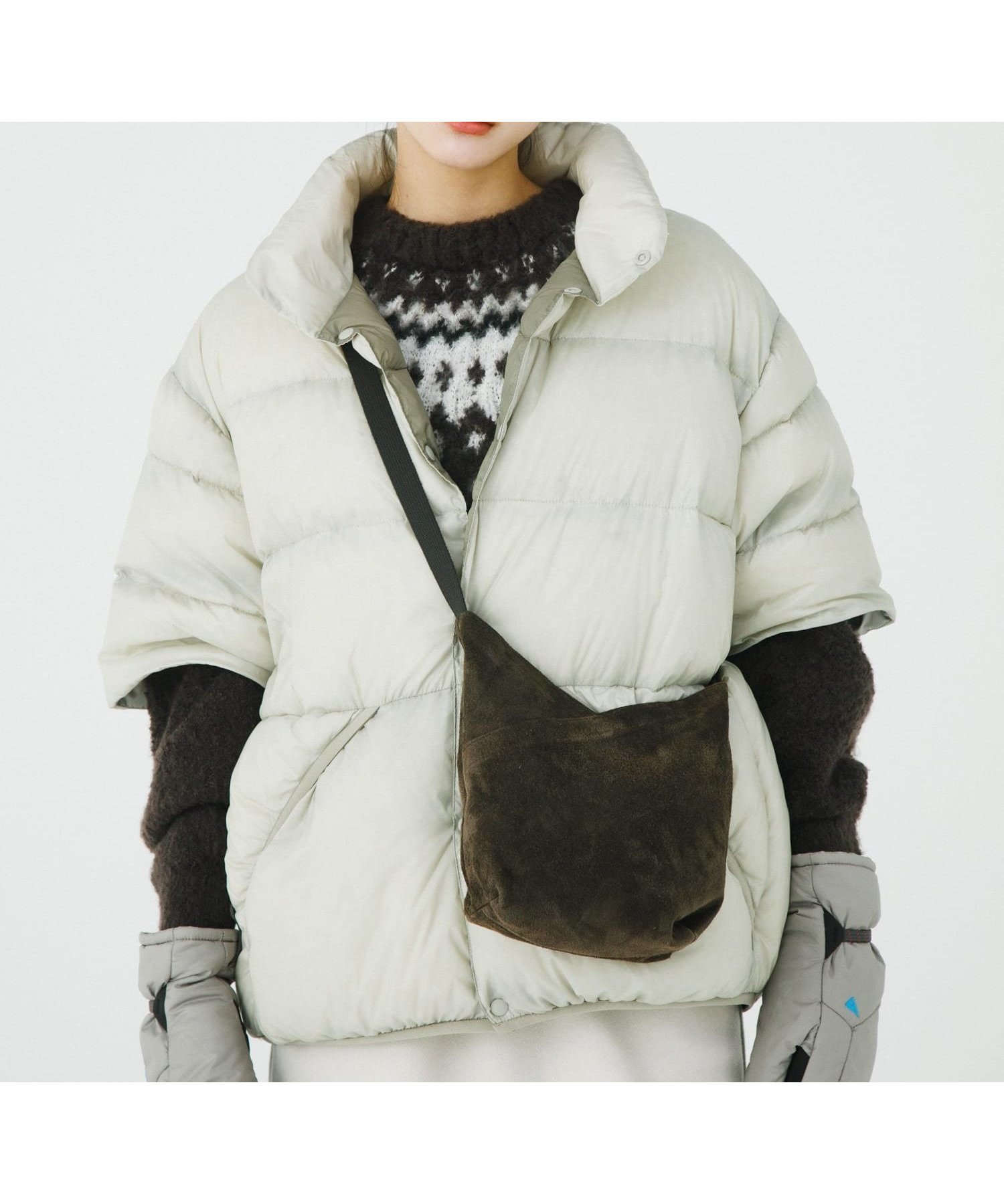 【アーバンリサーチ ドアーズ/URBAN RESEARCH DOORS / MEN】の『別注』TAION×EKAL ハーフスリーブダウンジャケット インテリア・キッズ・メンズ・レディースファッション・服の通販 founy(ファニー) 　ファッション　Fashion　メンズファッション　Fashion for Men　インナー　Innerwear　コンパクト　Compact, Small Size　軽量　Lightweight, Ultra Light　スタンド　Stand Collar, Upright Stand　ダウン　Down, Puffer　フロント　Front, Front Design　プリント　Print, Printed Pattern　ポケット　Pocket, Pocket Detail　別注　Limited Edition, Custom Order　A/W・秋冬　Autumn/Winter　冬　Winter / This Winter　2025年　2025　2025-2026秋冬・A/W　Autumn/Winter 2025–26 AW25–26　グレー|ID: prp329100004818573 ipo3291000000035008560