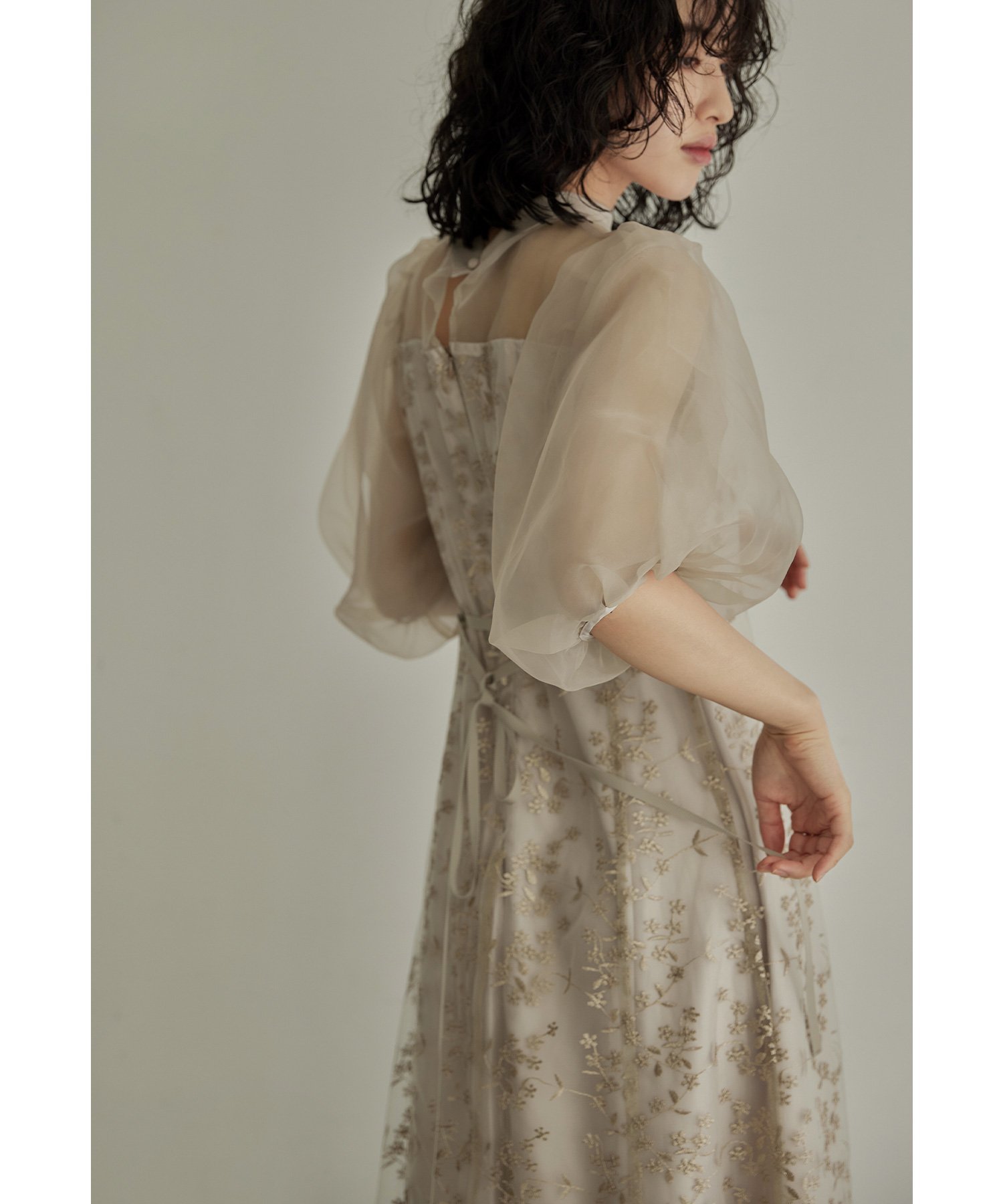 【ビーフラット/bflat】の【低身長用サイズあり】オーガンジーパフスリーブ刺繍レースドレス インテリア・キッズ・メンズ・レディースファッション・服の通販 founy(ファニー) 　ファッション　Fashion　レディースファッション　Fashion for Women　ワンピース　Dresses　フォーマル・パーティードレス・結婚式用ドレス　Elegant & Casual Dresses　イエロー　Yellow　オーガンジー　Organza Fabric　スリーブ　Sleeve, Long Sleeve / Short Sleeve　デコルテ　Décolleté, Neckline　ドレス　Dress, One-Piece　リボン　Ribbon, Bow　レース　Lace, Lace Fabric　おすすめ　Recommended / Our Picks　エレガント 上品　Elegant　結婚式　Wedding　披露宴　Wedding Reception　二次会　After Party　ベージュ|ID: prp329100004818646 ipo3291000000035009116