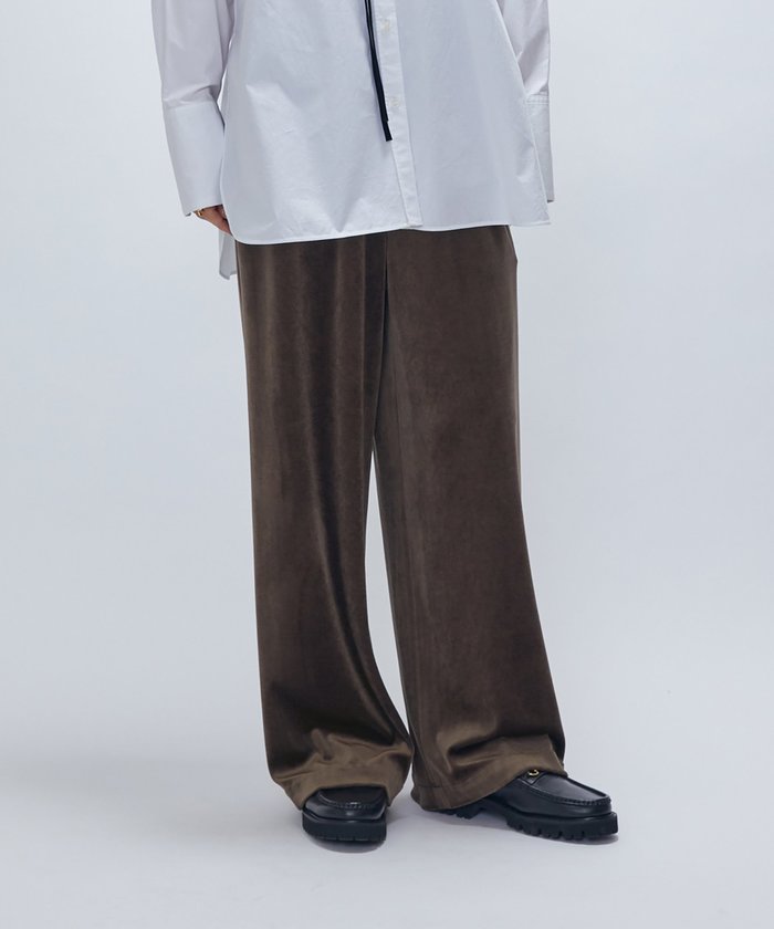 【プルミエ アロンディスモン/1er Arrondissement / MEN】のベロアワイドパンツ インテリア・キッズ・メンズ・レディースファッション・服の通販 founy(ファニー) https://founy.com/ ファッション Fashion メンズファッション Fashion for Men ボトムス Bottoms ジャケット Jacket, Outerwear ストレート Straight, Straight Cut ドレープ Drape, Draping Fabric バランス Balance, Style Balance ベロア Velour, Soft Velvet ワイド Wide, Wide Fit エレガント 上品 Elegant |ID: prp329100004818654 ipo3291000000035009189