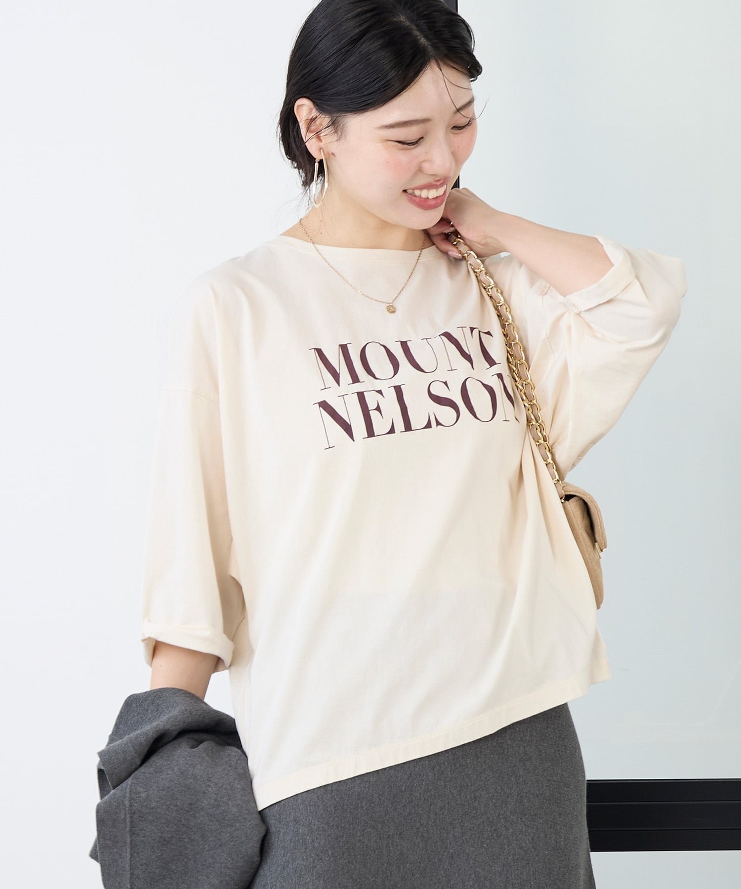 【マイカ ディール/MICA & DEAL】のMOUNT NELSON ロゴ5分袖T-shirt インテリア・キッズ・メンズ・レディースファッション・服の通販 founy(ファニー) 　ファッション　Fashion　レディースファッション　Fashion for Women　トップス・カットソー　Cut & Sew Tops　シャツ・ブラウス・オフィスカジュアル　Elegant Blouses & Button-Ups　ロングTシャツ・Tシャツ　Longline T-Shirts & Tees　インナー　Innerwear　秋　Autumn　カットソー　Cut and Sewn Top　シルク　Silk, 100% Silk　ダウン　Down, Puffer　定番　Standard, Basic Item　人気　Popular, Best Seller　フロント　Front, Front Design　プリント　Print, Printed Pattern　羽織　Haori, Light Jacket　おすすめ　Recommended / Our Picks　L/BEIGE|ID: prp329100004818672 ipo3291000000035009438