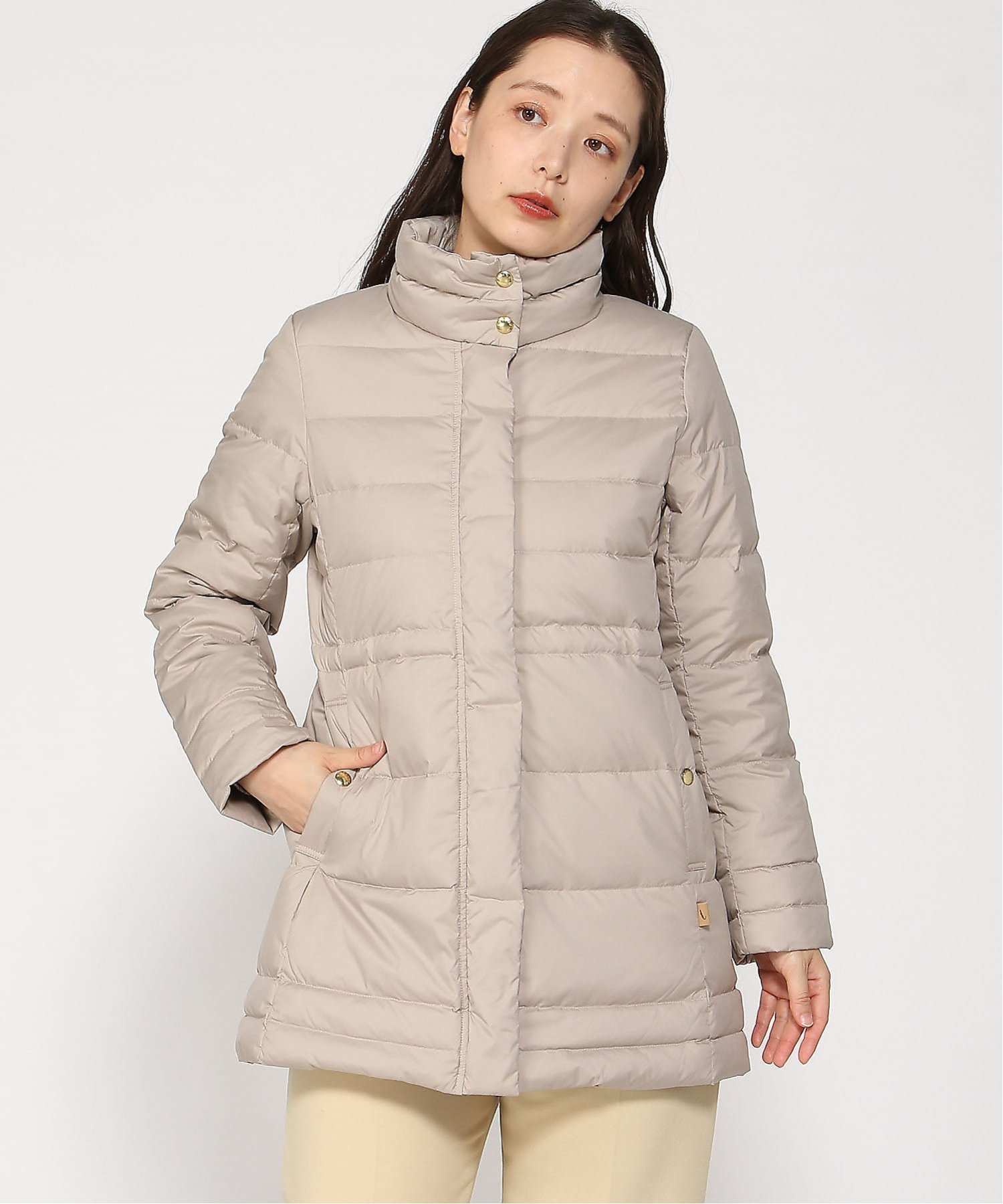 【クロコダイル/CROCODILE】のサニーダウンエコ コート【撥水加工】 インテリア・キッズ・メンズ・レディースファッション・服の通販 founy(ファニー) 　ファッション　Fashion　レディースファッション　Fashion for Women　アウター　Coat / Outerwear Collection　コート・ロングコート・ピーコート　Long Coats, Peacoats & More　おすすめ　Recommended / Our Picks　スピンドル　Spindle, Drawcord　タフタ　Taffeta, Structured Fabric　ダウン　Down, Puffer　マフラー　Scarf, Muffler　エレガント 上品　Elegant　冬　Winter / This Winter　ベージュ|ID: prp329100004818693 ipo3291000000035009615