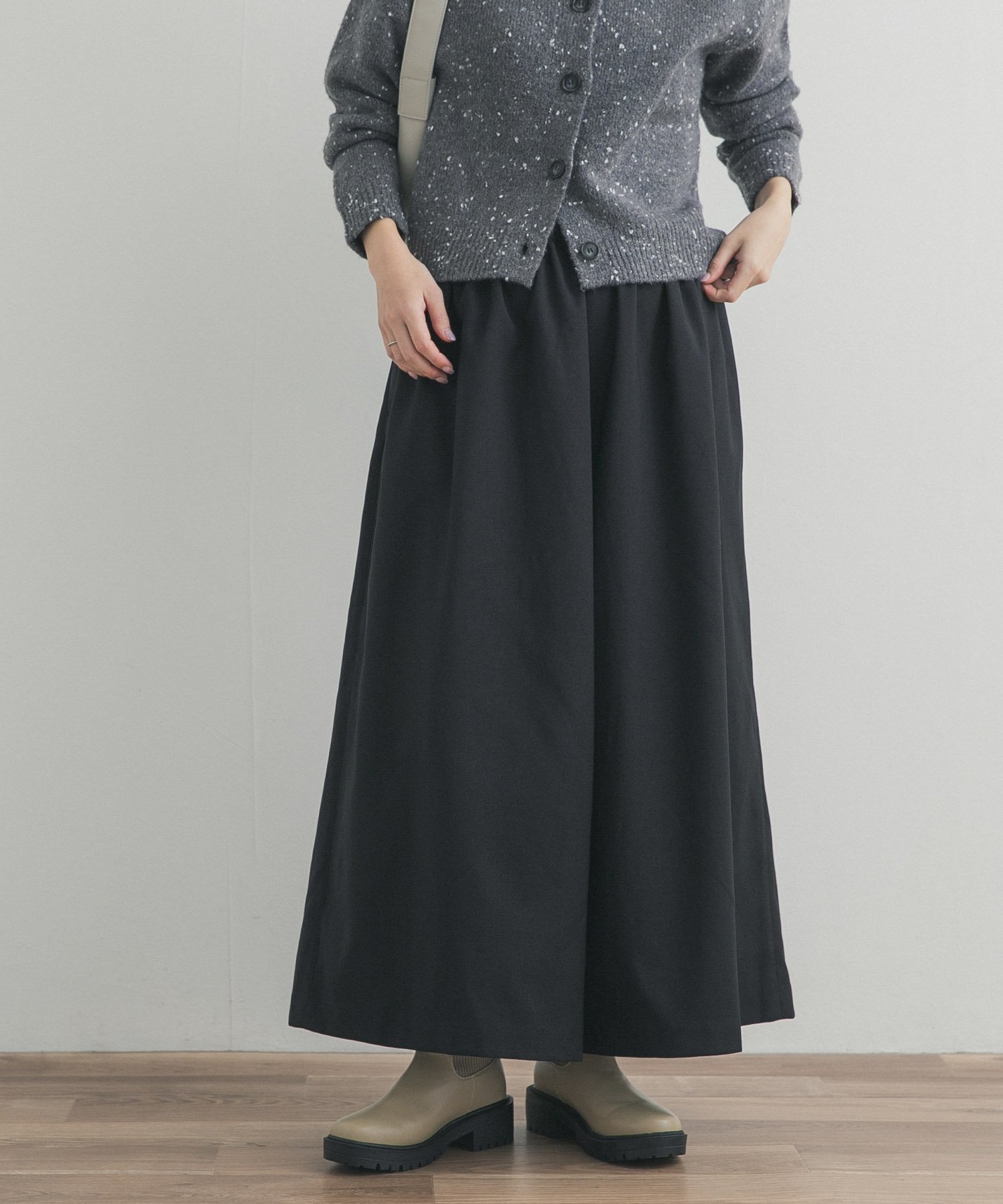 【アーバンリサーチ ドアーズ/URBAN RESEARCH DOORS】の9分丈ワイドギャザーパンツ インテリア・キッズ・メンズ・レディースファッション・服の通販 founy(ファニー) 　ファッション　Fashion　レディースファッション　Fashion for Women　パンツ　Pants & Trousers　2025年　2025　2025-2026秋冬・A/W　Autumn/Winter 2025–26 AW25–26　冬　Winter / This Winter　おすすめ　Recommended / Our Picks　ツイード　Twill, Twill Weave　ワイド　Wide, Wide Fit　エレガント 上品　Elegant　A/W・秋冬　Autumn/Winter　ブラック|ID: prp329100004818696 ipo3291000000035009640