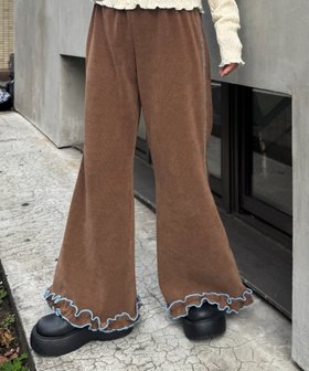 【チャオパニックティピー/CIAOPANIC TYPY】のH.Sコーデュロイ裾フリルフレアパンツ 人気、トレンドファッション・服の通販 founy(ファニー) ファッション Fashion レディースファッション Fashion for Women パンツ Pants & Trousers ガーリー Girly, Feminine Style コーデュロイ Corduroy, Cord Fabric チュニック Tunic, Long Top トレンド Trend, Trending Now 定番 Standard, Basic Item フリル Frill, Ruffle フレア Flare, Flared ルーズ Loose, Oversized ワッフル Waffle, Waffle Knit ワンポイント One Point, Statement Accent おすすめ Recommended / Our Picks |ID:prp329100004818698