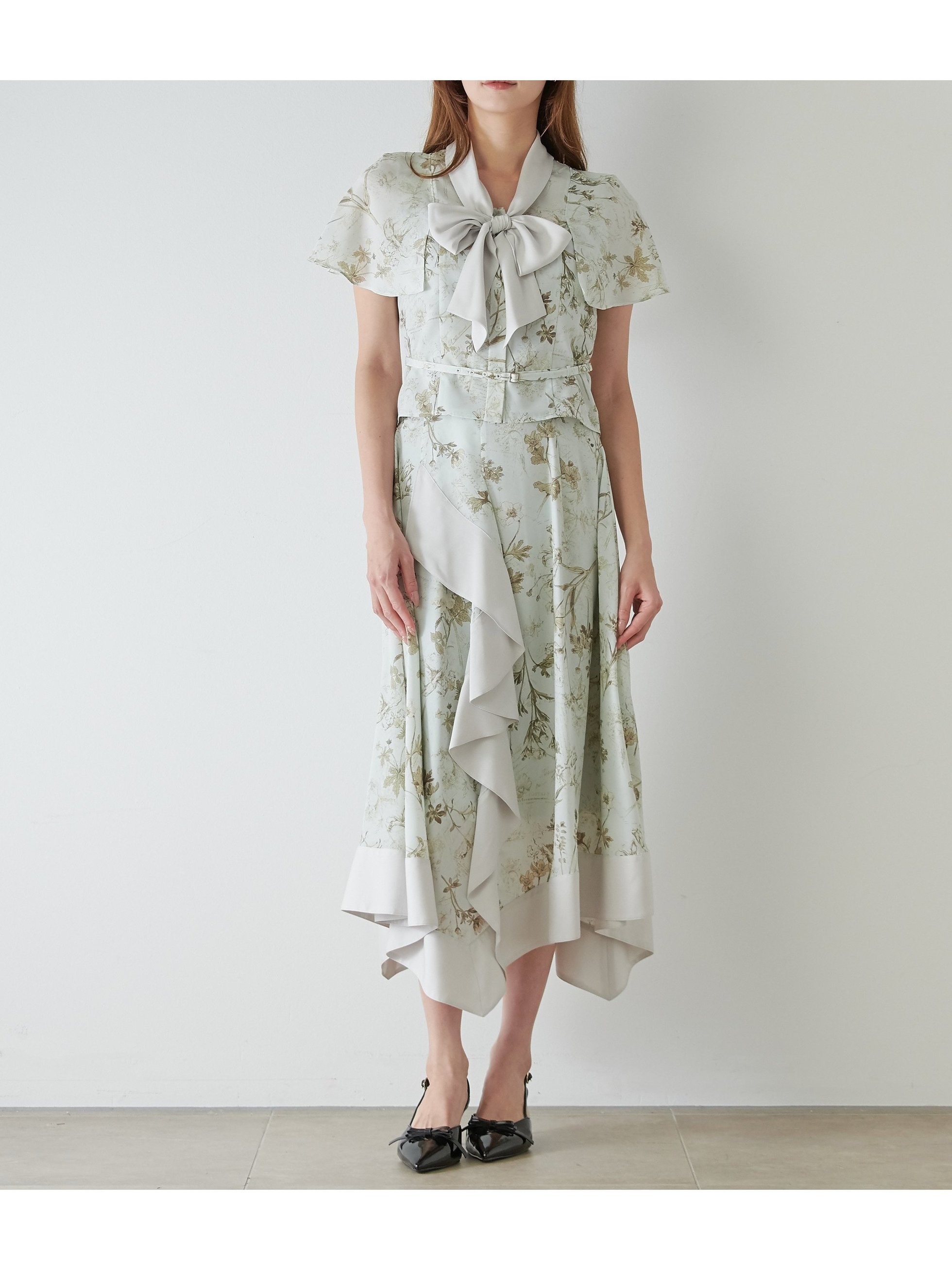 【スナイデル/SNIDEL】のバリエハンカチヘムスカート インテリア・キッズ・メンズ・レディースファッション・服の通販 founy(ファニー) 　ファッション　Fashion　レディースファッション　Fashion for Women　スカート　Skirts　アシンメトリー　Asymmetrical Style　スマート　Smart, Elegant　ハンカチ　Handkerchief, Hanky　フリル　Frill, Ruffle　フロント　Front, Front Design　おすすめ　Recommended / Our Picks　エレガント 上品　Elegant　MNT[021]|ID: prp329100004818804 ipo3291000000035010490