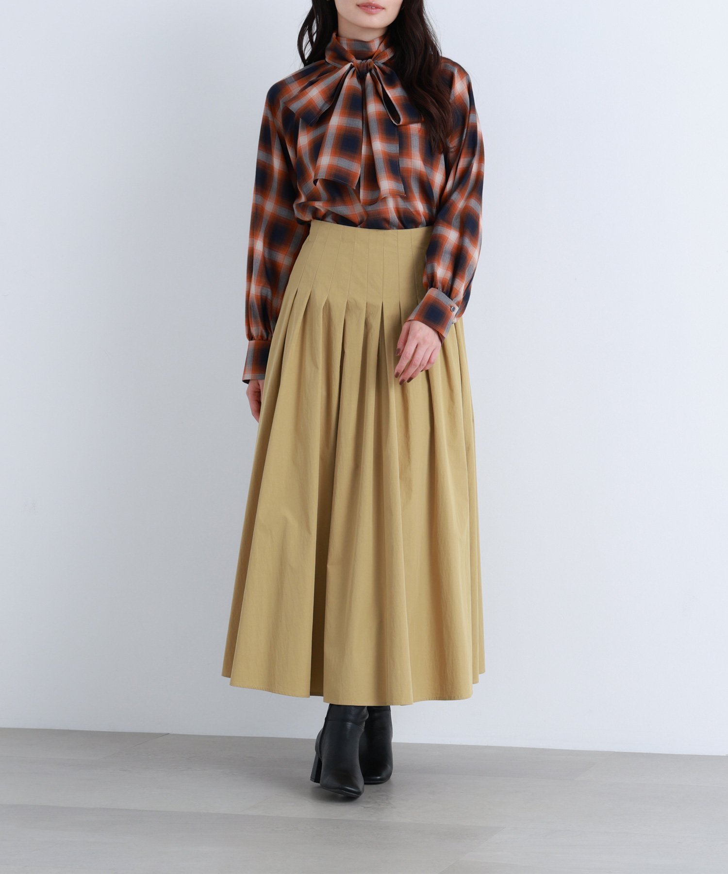 【ナチュラル ビューティー ベーシック/NATURAL BEAUTY BASIC】のタフタボリュームスカート 人気、トレンドファッション・服の通販 founy(ファニー) 　雑誌掲載アイテム　Magazine Picks & Fashion Features　ファッション雑誌　Fashion Magazines　オッジ　Oggi　ファッション　Fashion　レディースファッション　Fashion for Women　スカート　Skirts　おすすめ　Recommended / Our Picks　シンプル　Simple, Minimal　タフタ　Taffeta, Structured Fabric　フレア　Flare, Flared　雑誌　Magazine, Fashion Magazine　 other-1|ID: prp329100004818841 ipo3291000000035010871