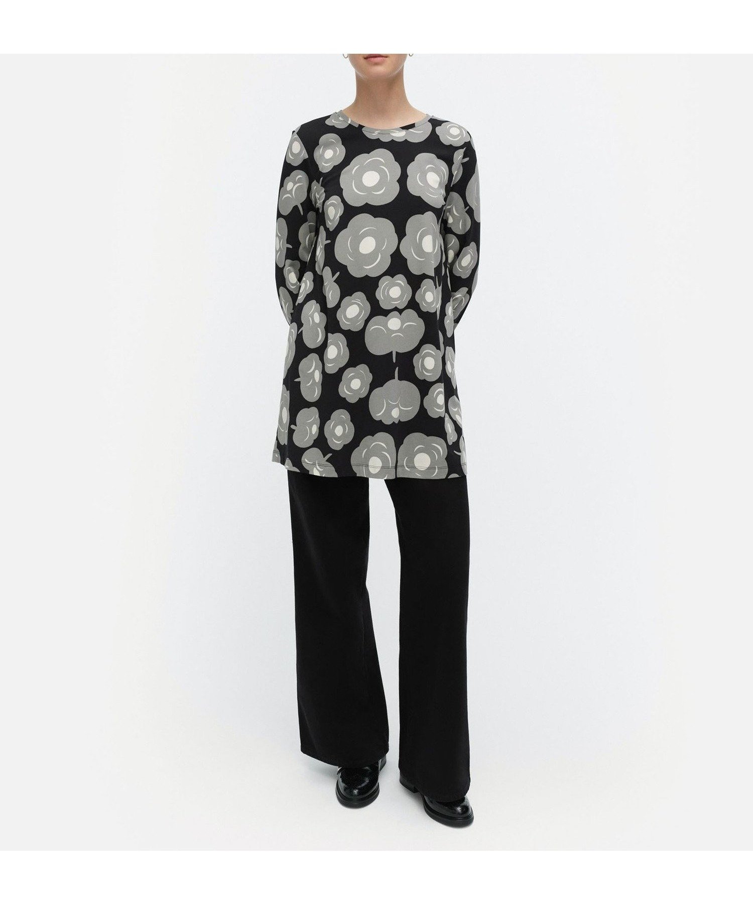 【マリメッコ/marimekko】のKevat Tumma チュニック インテリア・キッズ・メンズ・レディースファッション・服の通販 founy(ファニー) 　ファッション　Fashion　レディースファッション　Fashion for Women　トップス・カットソー　Cut & Sew Tops　チュニック　Tunic, Long Top　リラックス　Relax, Relaxed Fit　ブラック×グレー|ID: prp329100004818921 ipo3291000000035011533