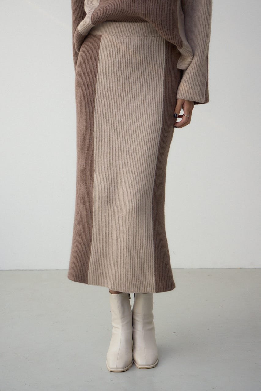 【アズール バイ マウジー/AZUL by moussy】のバイカラーIラインニットスカート インテリア・キッズ・メンズ・レディースファッション・服の通販 founy(ファニー) 　ファッション　Fashion　レディースファッション　Fashion for Women　スカート　Skirts　アクリル　Acrylic Material　畦　Ribbed Knit　ショート　Short, Short Length　シンプル　Simple, Minimal　ジャケット　Jacket, Outerwear　スリット　Slit, Slit Detail　セットアップ　Set-Up, Coordinated Outfit　フィット　Fit, Slim Fit　フロント　Front, Front Design　おすすめ　Recommended / Our Picks　MOCHA|ID: prp329100004818945 ipo3291000000035011709