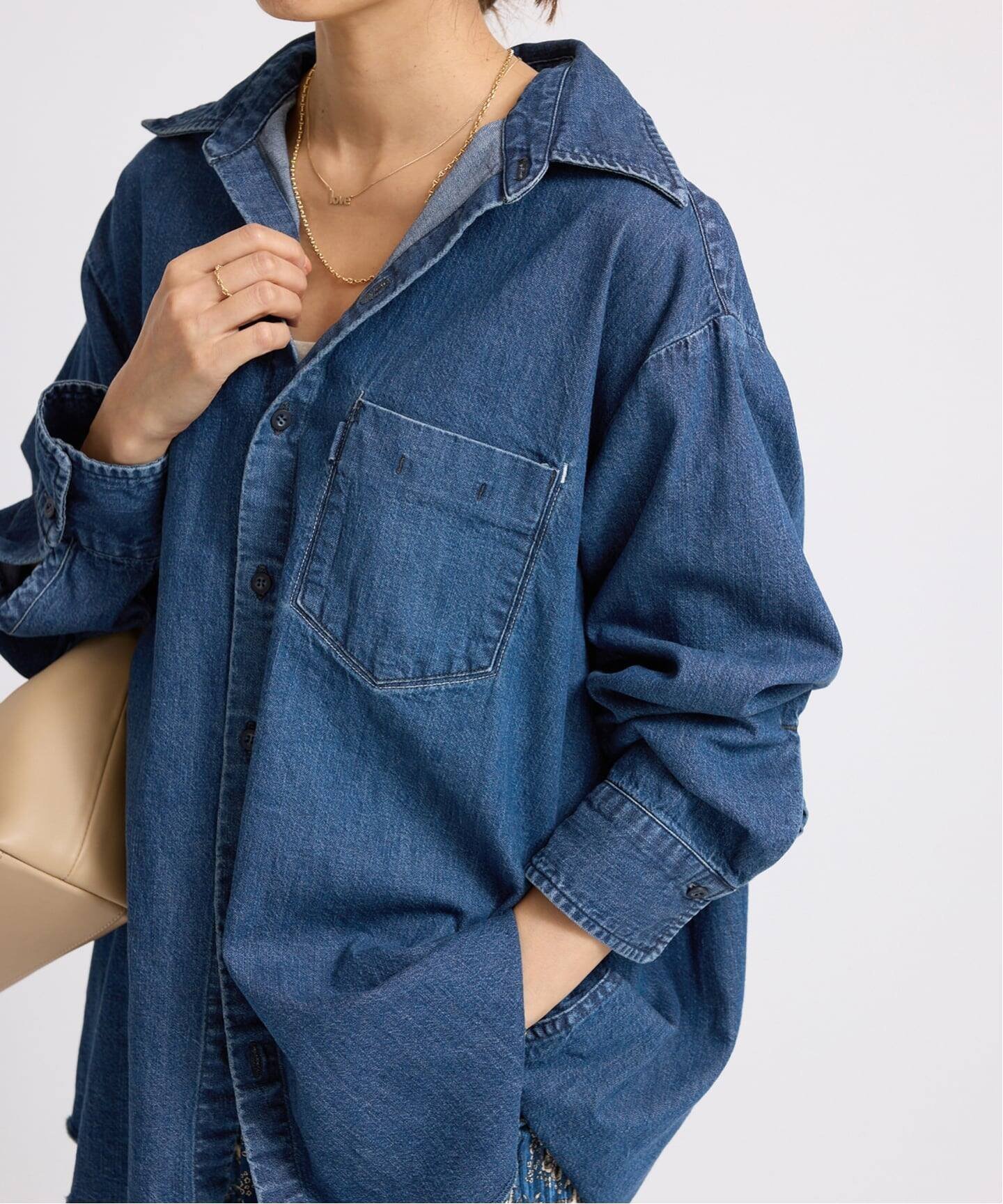 【イエナ/IENA】の7.5oz デニムシャツ インテリア・キッズ・メンズ・レディースファッション・服の通販 founy(ファニー) 　ファッション　Fashion　レディースファッション　Fashion for Women　トップス・カットソー　Cut & Sew Tops　シャツ・ブラウス・オフィスカジュアル　Elegant Blouses & Button-Ups　2025年　2025　2025-2026秋冬・A/W　Autumn/Winter 2025–26 AW25–26　シンプル　Simple, Minimal　デニム　Denim, Jeans Material　ビンテージ　Vintage, Retro Style　プリント　Print, Printed Pattern　ポケット　Pocket, Pocket Detail　ネイビー|ID: prp329100004818968 ipo3291000000035011878