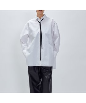 【プルミエ アロンディスモン/1er Arrondissement / MEN】のベロアリボンレギュラーカラーシャツ 人気、トレンドファッション・服の通販 founy(ファニー) ファッション Fashion メンズファッション Fashion for Men おすすめ Recommended / Our Picks なめらか Smooth, Silky Texture インナー Innerwear カフス Cuff Design グラス Glass, Eyewear ストライプ Stripe, Striped Pattern スリット Slit, Slit Detail タイプライター Typewriter Fabric, Crisp Cotton バランス Balance, Style Balance ベルベット Velvet, Velvety モノトーン Monotone, Black and White リボン Ribbon, Bow 無地 Plain, Solid Color |ID:prp329100004818978