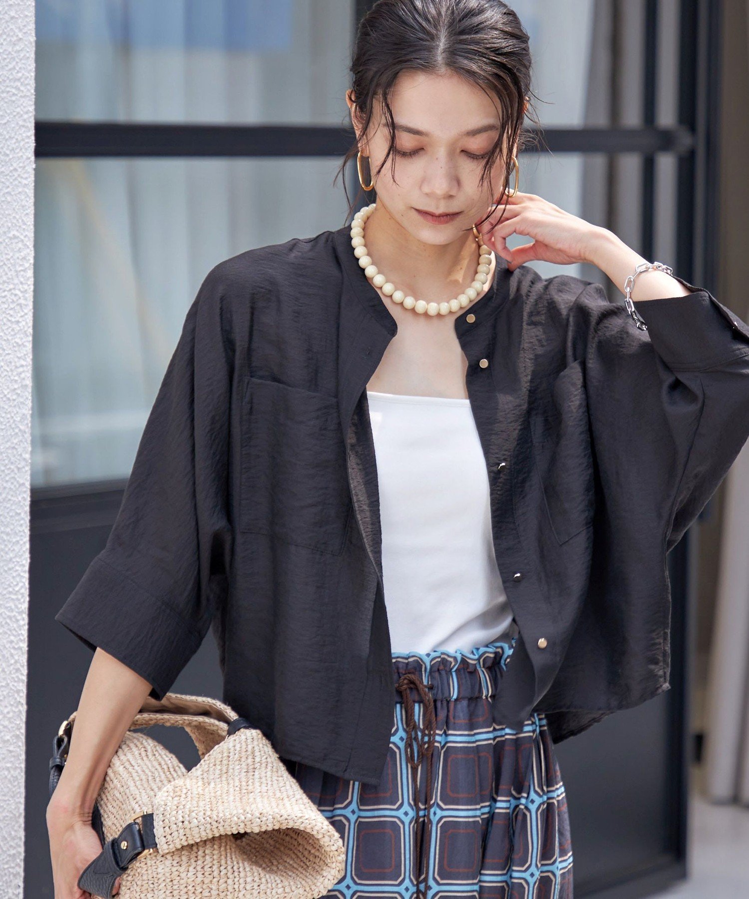 【シップス フォー ウィメン/SHIPS】の手洗い可能 シルク混 シアー 羽織 シャツ インテリア・キッズ・メンズ・レディースファッション・服の通販 founy(ファニー) 　ファッション　Fashion　レディースファッション　Fashion for Women　トップス・カットソー　Cut & Sew Tops　シャツ・ブラウス・オフィスカジュアル　Elegant Blouses & Button-Ups　オレンジ　Orange　ギャザー　Gathered, Ruffled　シアー　Sheer, See-Through　ショート　Short, Short Length　シルク　Silk, 100% Silk　バランス　Balance, Style Balance　ボトム　Bottoms, Lower Wear　ポケット　Pocket, Pocket Detail　羽織　Haori, Light Jacket　2025年　2025　2025春夏・S/S　Spring/Summer 2025 SS25　ブラック|ID: prp329100004818993 ipo3291000000035012294