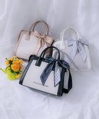 【ジルバイジルスチュアート/JILL by JILLSTUART】のバイカラーコンビトート小 人気、トレンドファッション・服の通販 founy(ファニー) ファッション Fashion レディースファッション Fashion for Women バッグ Bags キャンバス Canvas, Canvas Fabric コンビ Combo, Combination Style ショルダー Shoulder, Shoulder Strap スカーフ Scarf, Neckwear スマート Smart, Elegant 台形 A-Line, Trapezoid Shape ビジネス 仕事 通勤 Business / Work / Commuting thumbnail ブラック|ID: prp329100004819159 ipo3291000000035014259
