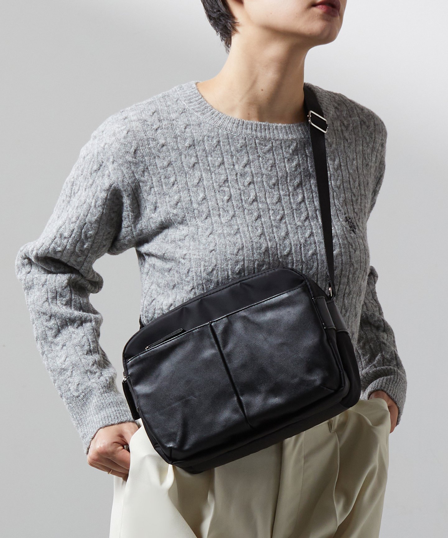 【その他のブランド/Other】のナイロン×牛革コンビシリーズ 横型ショルダーバッグ 人気、トレンドファッション・服の通販 founy(ファニー) 　ファッション　Fashion　レディースファッション　Fashion for Women　バッグ　Bags　コンビ　Combo, Combination Style　フロント　Front, Front Design　ベーシック　Basic, Essential　財布　Wallet, Purse　軽量　Lightweight, Ultra Light　 other-1|ID: prp329100004819189 ipo3291000000035014603