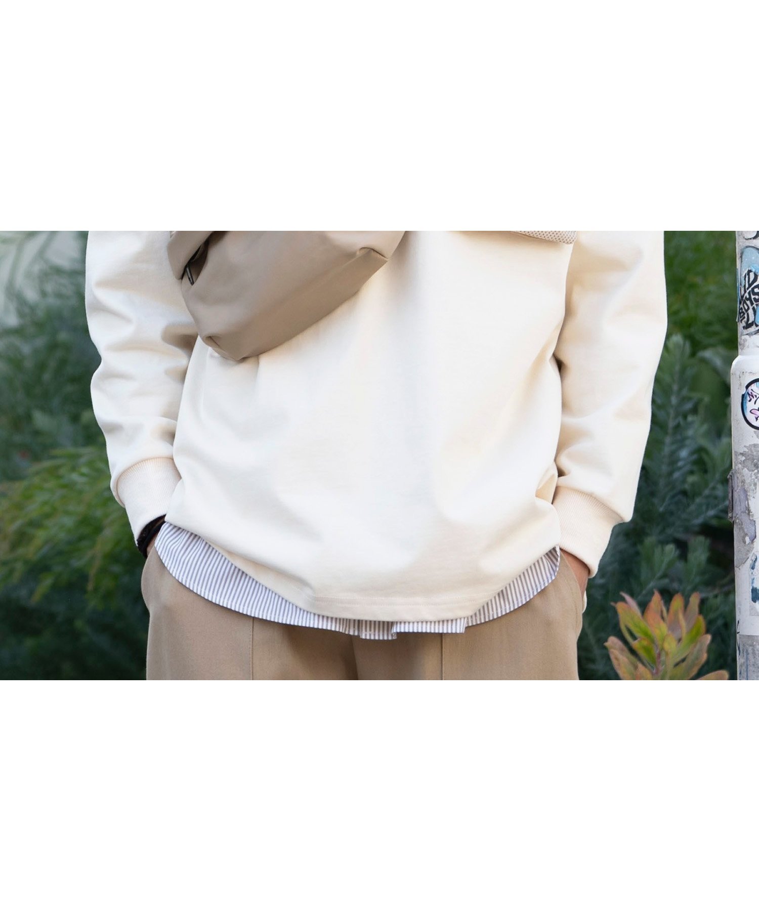【アイモハ/aimoha】のS more/2WAY pocket l/s big t shirts 2WAY長袖Tシャツ インテリア・キッズ・メンズ・レディースファッション・服の通販 founy(ファニー) ファッション Fashion レディースファッション Fashion for Women トップス・カットソー Cut & Sew Tops シャツ・ブラウス・オフィスカジュアル Elegant Blouses & Button-Ups ロングTシャツ・Tシャツ Longline T-Shirts & Tees お家時間・ステイホーム Stay Home / At Home アウトドア Outdoor Clothing シンプル Simple, Minimal ポケット Pocket, Pocket Detail メッシュ Mesh, Net Fabric 長袖 Long Sleeve, Full Sleeve ホワイト|ID: prp329100004819231 ipo3291000000035015054