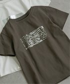 【ノッチ/notch】の箔プリントアソートコンパクトTシャツ 人気、トレンドファッション・服の通販 founy(ファニー) ファッション Fashion レディースファッション Fashion for Women トップス・カットソー Cut & Sew Tops シャツ・ブラウス・オフィスカジュアル Elegant Blouses & Button-Ups ロングTシャツ・Tシャツ Longline T-Shirts & Tees カーディガン Cardigan, Knitwear プリント Print, Printed Pattern メタリック Metallic, Shiny Finish thumbnail ダークグレー|ID: prp329100004819255 ipo3291000000035015274