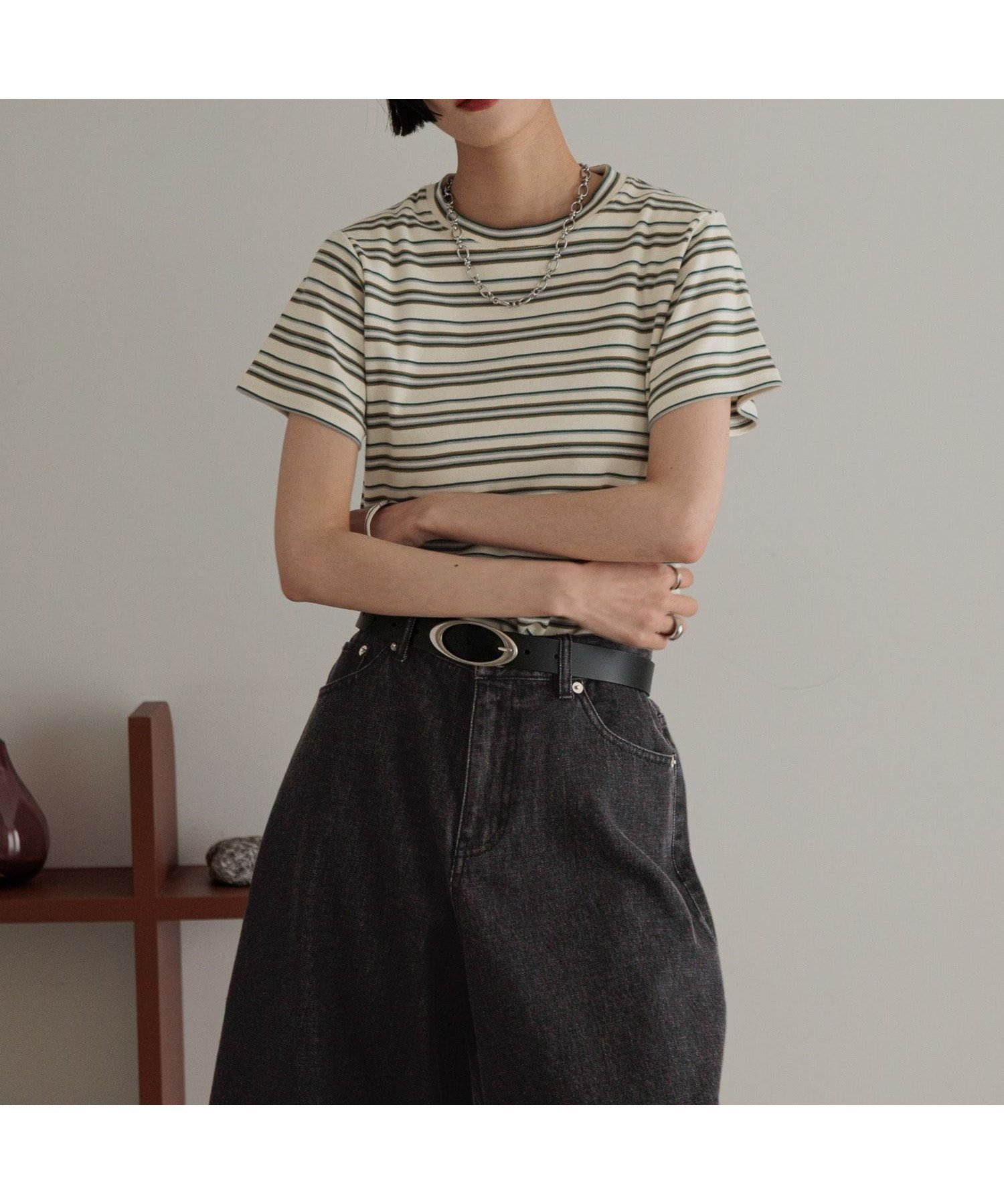 【ローリーズファーム/LOWRYS FARM】のフライスチビTシャツSS インテリア・キッズ・メンズ・レディースファッション・服の通販 founy(ファニー) 　ファッション　Fashion　レディースファッション　Fashion for Women　トップス・カットソー　Cut & Sew Tops　シャツ・ブラウス・オフィスカジュアル　Elegant Blouses & Button-Ups　ロングTシャツ・Tシャツ　Longline T-Shirts & Tees　おすすめ　Recommended / Our Picks　インナー　Innerwear　キャミ　Camisole, Cami Top　コンパクト　Compact, Small Size　サロペット　Overalls, Salopette　シンプル　Simple, Minimal　ビスチェ　Bustier, Corset Top　ベーシック　Basic, Essential　ボトム　Bottoms, Lower Wear　ワイド　Wide, Wide Fit　NTLBD|ID: prp329100004819282 ipo3291000000035015510