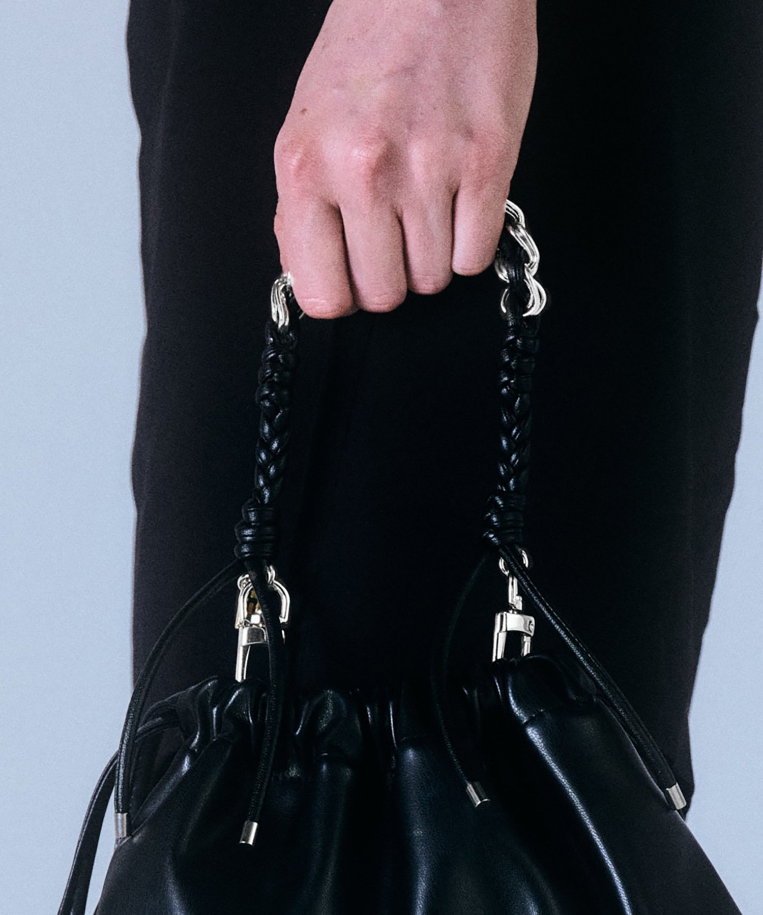 【エイチオーヴィー/H O V】のIRIS 47/ entrelace strap/アントゥルラセ ストラップ インテリア・キッズ・メンズ・レディースファッション・服の通販 founy(ファニー) 　ファッション　Fashion　レディースファッション　Fashion for Women　おすすめ　Recommended / Our Picks　クラシカル　Classical, Vintage-Inspired　シルバー　Silver, Metallic Silver　スタイリッシュ　Stylish, Fashionable　スマート　Smart, Elegant　チャーム　Charm, Pendant　フリンジ　Fringe, Tassel　メタリック　Metallic, Shiny Finish　ラップ　Wrap, Wrap Design　ヴィンテージ　Vintage Style　日本製　Made In Japan　silver|ID: prp329100004819350 ipo3291000000035016133