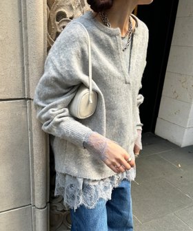 【ドゥドゥ/DouDou】のヘムレースロンTEE 人気、トレンドファッション・服の通販 founy(ファニー) ファッション Fashion レディースファッション Fashion for Women トップス・カットソー Cut & Sew Tops ロングTシャツ・Tシャツ Longline T-Shirts & Tees インナー Innerwear スウェット / スエット Sweatshirt, Sweatwear スマート Smart, Elegant 雑誌 Magazine, Fashion Magazine ミックス Mix, Mixed Style レース Lace, Lace Fabric ロング Long, Long-Length S/S・春夏 SS, Spring/Summer, Warm Season 再入荷 Restock / Back in Stock 夏 Summer エレガント 上品 Elegant 2026年 2026 |ID:prp329100004819376