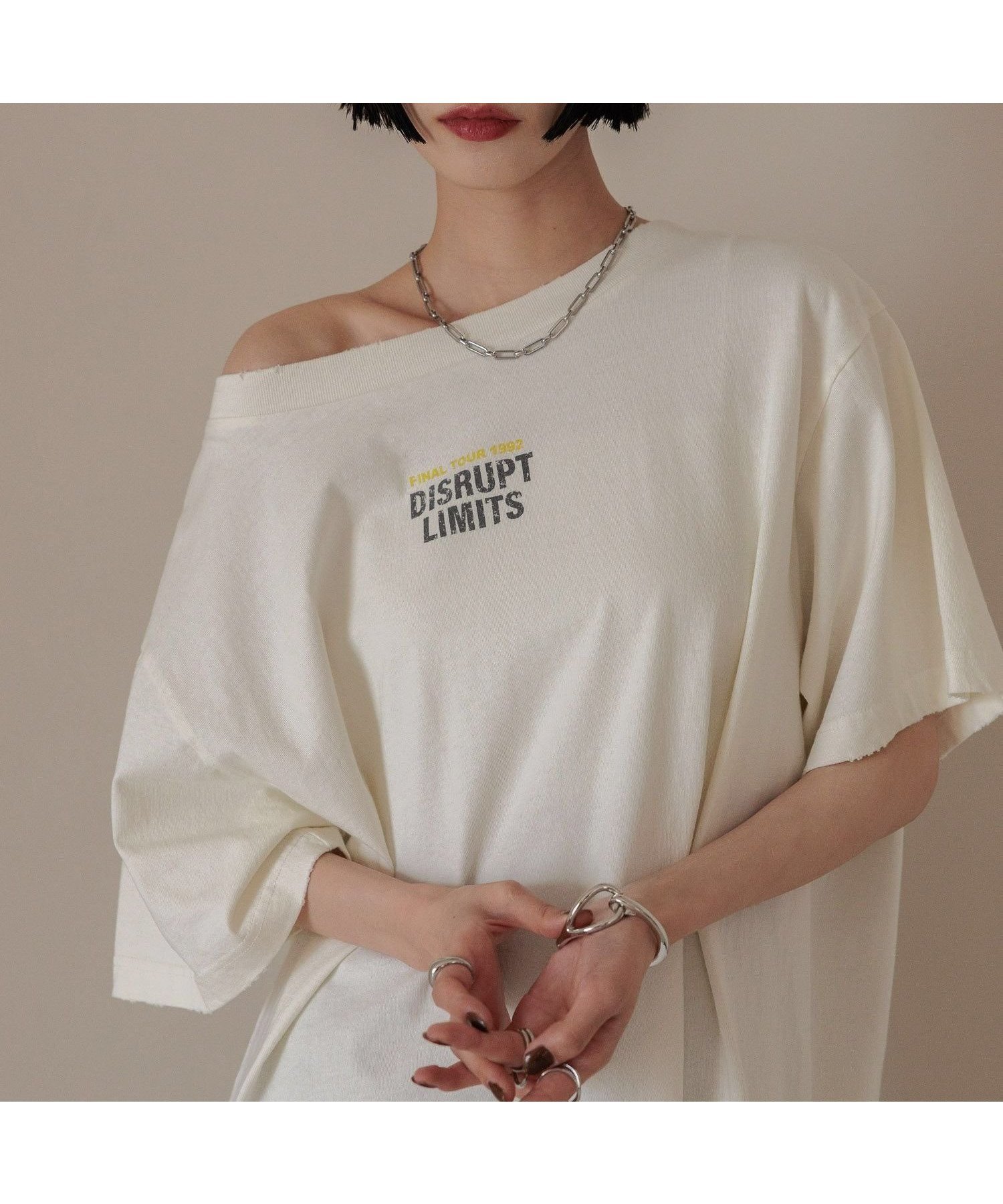 【ローリーズファーム/LOWRYS FARM】の【前後着用可能】2WAYロゴTEE インテリア・キッズ・メンズ・レディースファッション・服の通販 founy(ファニー) 　ファッション　Fashion　レディースファッション　Fashion for Women　おすすめ　Recommended / Our Picks　ショート　Short, Short Length　チュニック　Tunic, Long Top　トレンド　Trend, Trending Now　ボトム　Bottoms, Lower Wear　オフ05|ID: prp329100004819438 ipo3291000000035016955