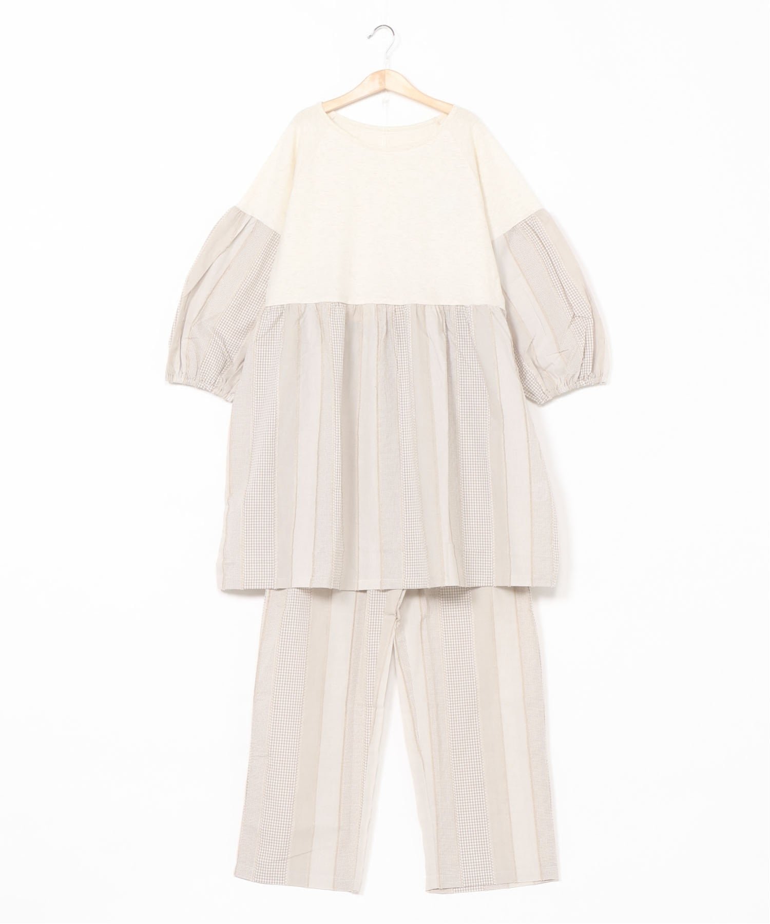 【キッドブルー/KID BLUE】のストライプギンガム 8分袖パジャマ インテリア・キッズ・メンズ・レディースファッション・服の通販 founy(ファニー) 　ファッション　Fashion　レディースファッション　Fashion for Women　トップス・カットソー　Cut & Sew Tops　ギンガム　Gingham, Gingham Fabric　ストライプ　Stripe, Striped Pattern　ストレート　Straight, Straight Cut　スリーブ　Sleeve, Long Sleeve / Short Sleeve　パジャマ　Pajamas, Sleepwear　フリンジ　Fringe, Tassel　ベージュ|ID: prp329100004819459 ipo3291000000035017235