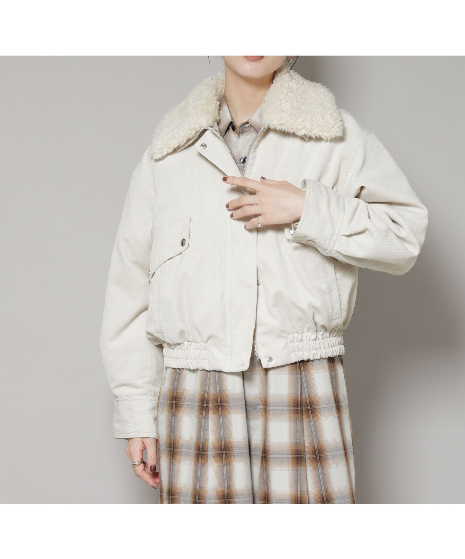 【ナノ ユニバース/nano universe】のボア衿付きコーデュロイ中綿ブルゾン インテリア・キッズ・メンズ・レディースファッション・服の通販 founy(ファニー) 　ファッション　Fashion　レディースファッション　Fashion for Women　アウター　Coat / Outerwear Collection　ブルゾンジャケット・スポーティアウター　Blouson Jackets　コンパクト　Compact, Small Size　コーデュロイ　Corduroy, Cord Fabric　ショート　Short, Short Length　タイトスカート　Pencil Skirt, Tight Skirt　バランス　Balance, Style Balance　フェイクファー　Faux Fur, Imitation Fur　フラップ　Flap, Flap Pocket　ブルゾン　Blouson, Bomber Jacket　ワイド　Wide, Wide Fit　冬　Winter / This Winter　A/W・秋冬　Autumn/Winter　おすすめ　Recommended / Our Picks　2025年　2025　2025-2026秋冬・A/W　Autumn/Winter 2025–26 AW25–26　アイボリー7|ID: prp329100004819468 ipo3291000000035017305