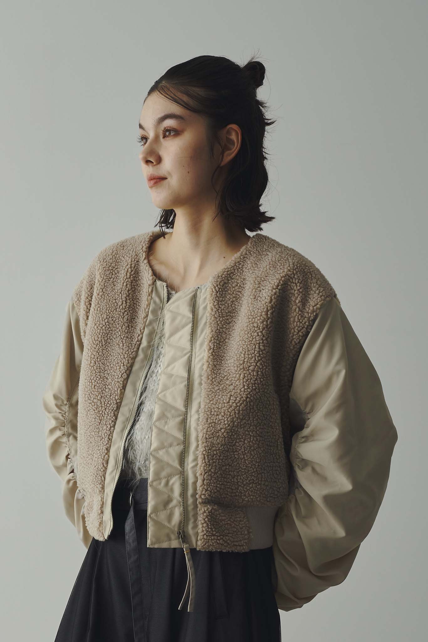 【リミュウ/Limue】のボアコンビ中綿ブルゾン インテリア・キッズ・メンズ・レディースファッション・服の通販 founy(ファニー) 　ファッション　Fashion　レディースファッション　Fashion for Women　アウター　Coat / Outerwear Collection　ブルゾンジャケット・スポーティアウター　Blouson Jackets　ギャザー　Gathered, Ruffled　コンパクト　Compact, Small Size　コンビ　Combo, Combination Style　スリーブ　Sleeve, Long Sleeve / Short Sleeve　ドッキング　Docking, Mixed Material　バランス　Balance, Style Balance　ブルゾン　Blouson, Bomber Jacket　ベージュ|ID: prp329100004819474 ipo3291000000035017371