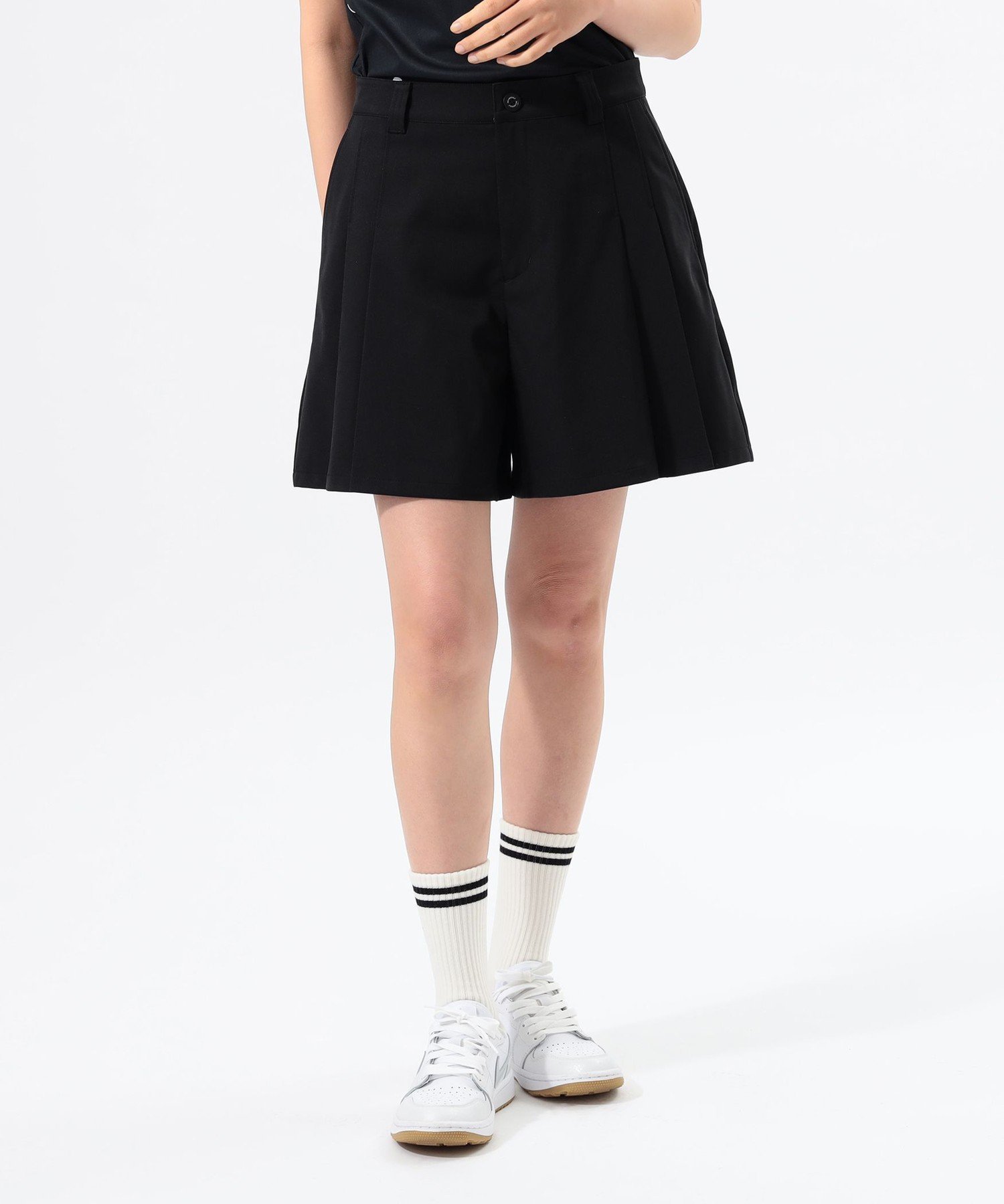 【ビームス ゴルフ/BEAMS GOLF】のORANGE LABEL / タックプリーツ ショートパンツ インテリア・キッズ・メンズ・レディースファッション・服の通販 founy(ファニー) 　ファッション　Fashion　レディースファッション　Fashion for Women　パンツ　Pants & Trousers　ショートパンツ・ハーフパンツ　High-Waisted & Relaxed Shorts　アウトドア　Outdoor Clothing　キュロット　Culottes, Wide Shorts　ゴルフ　Golf　ショート　Short, Short Length　スポーティ　Sporty, Casual Athletic　プリーツ　Pleats, Pleated　BLACK|ID: prp329100004819518 ipo3291000000035017948