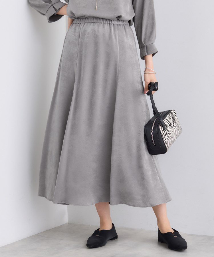 【インディヴィ/INDIVI】の【UVケア/セットアップ可能】スエード調サテンスカート インテリア・キッズ・メンズ・レディースファッション・服の通販 founy(ファニー) 　ファッション　Fashion　レディースファッション　Fashion for Women　セットアップ　Matching Sets　スカート・ミニ/ミディ/マキシ　Skirts / Mini, Midi & Maxi Skirts　おすすめ　Recommended / Our Picks　コンパクト　Compact, Small Size　サテン　Satin, Glossy Fabric　シンプル　Simple, Minimal　スマート　Smart, Elegant　セットアップ　Set-Up, Coordinated Outfit　ピーチ　Peach, Soft Touch　フレア　Flare, Flared　ポケット　Pocket, Pocket Detail　リラックス　Relax, Relaxed Fit　ヴィンテージ　Vintage Style　秋　Autumn　グレー|ID: prp329100004819599 ipo3291000000035018752