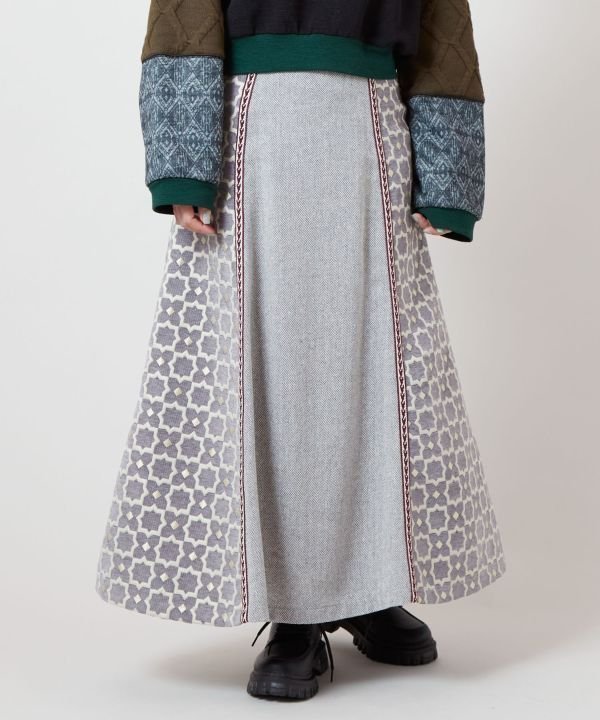 【アミナコレクション/Amina Collection】の【チャイハネ】ミナティスカート インテリア・キッズ・メンズ・レディースファッション・服の通販 founy(ファニー) ファッション Fashion レディースファッション Fashion for Women スカート Skirts ジャカード/ジャガード Jacquard, Woven Pattern ツイード Twill, Twill Weave フェミニン Feminine, Girly グレー|ID: prp329100004819602 ipo3291000000035018787