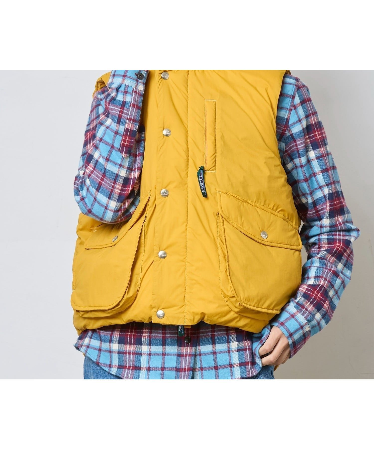 【エルエルビーン/L.L.Bean】の【JAPAN EDITION】ホールデン・ダウン・ベスト インテリア・キッズ・メンズ・レディースファッション・服の通販 founy(ファニー) ファッション Fashion レディースファッション Fashion for Women アウター Coat / Outerwear Collection トップス・カットソー Cut & Sew Tops ベスト&ジレ / 重ね着スタイル Vests & Gilets コレクション Collection, Seasonal Line コンパクト Compact, Small Size 軽量 Lightweight, Ultra Light ダウン Down, Puffer トレンド Trend, Trending Now フィット Fit, Slim Fit フェザー Feather, Feather Detail フラップ Flap, Flap Pocket ベスト Vest, Waistcoat ポケット Pocket, Pocket Detail リップ Lip, Lip Motif Gold|ID: prp329100004819612 ipo3291000000035019030