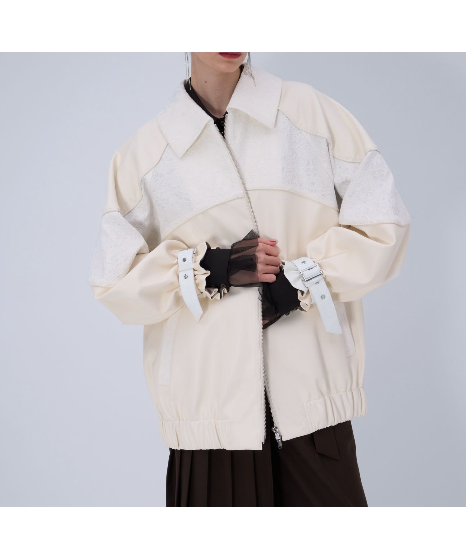 【ハレ/HARE】のアソートジャガードキリカエブルゾン インテリア・キッズ・メンズ・レディースファッション・服の通販 founy(ファニー) 　ファッション　Fashion　レディースファッション　Fashion for Women　アウター　Coat / Outerwear Collection　ブルゾンジャケット・スポーティアウター　Blouson Jackets　おすすめ　Recommended / Our Picks　ウェーブ　Wavy Pattern　クール　Cool, Chic　ストレート　Straight, Straight Cut　デニム　Denim, Jeans Material　バルーン　Balloon, Balloon Silhouette　フェイクレザー　Faux Leather, PU Leather　ブルゾン　Blouson, Bomber Jacket　ミドル　Middle Length, Mid Height　ロング　Long, Long-Length　ワイド　Wide, Wide Fit　無地　Plain, Solid Color　ホワイト05|ID: prp329100004819626 ipo3291000000035019262