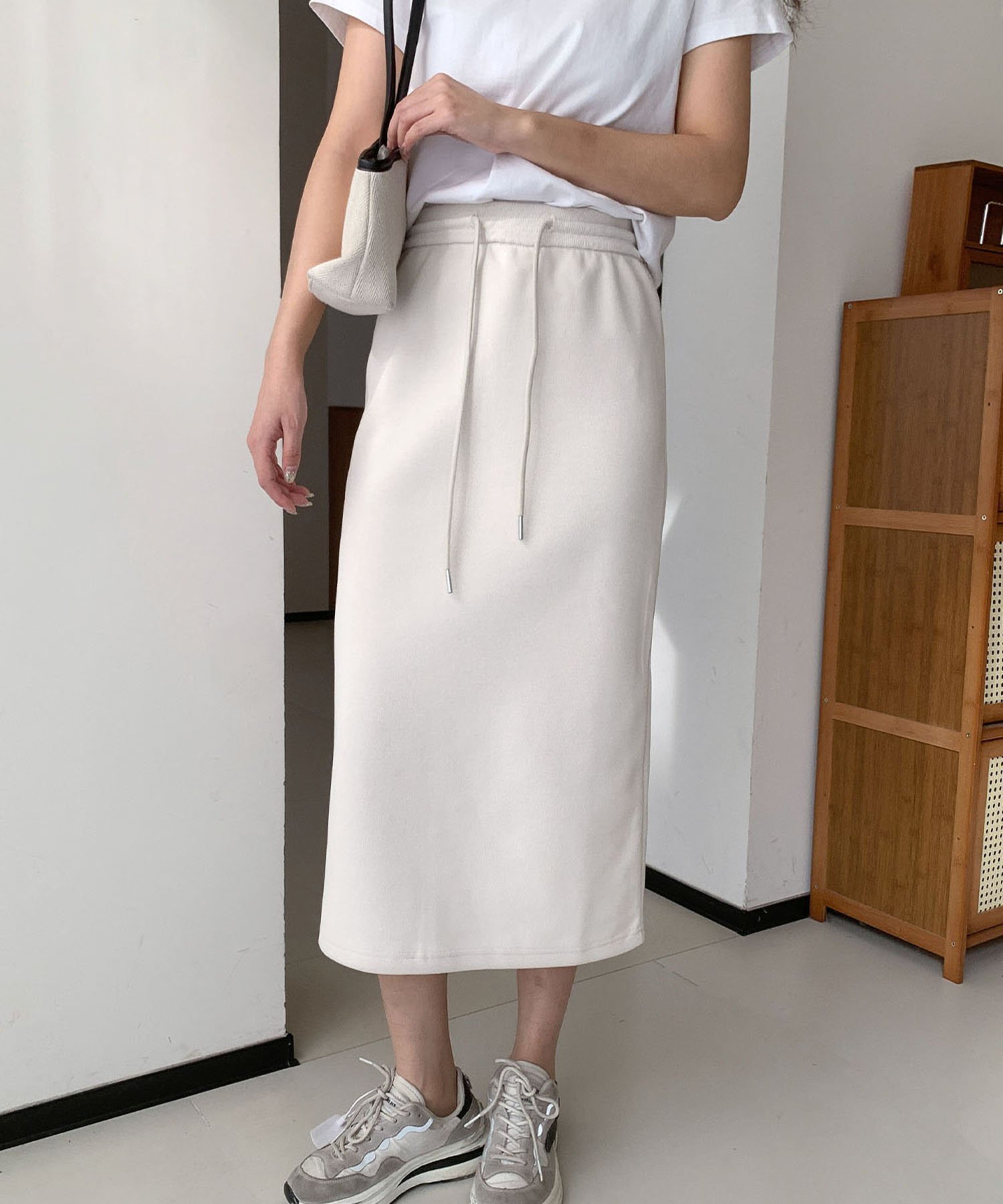 【ガール/GIRL】のスウェットナロースカート インテリア・キッズ・メンズ・レディースファッション・服の通販 founy(ファニー) ファッション Fashion レディースファッション Fashion for Women スカート Skirts スニーカー Sneakers, Trainers ダウン Down, Puffer フィット Fit, Slim Fit リラックス Relax, Relaxed Fit エレガント 上品 Elegant 再入荷 Restock / Back in Stock OWH|ID: prp329100004819641 ipo3291000000035019390