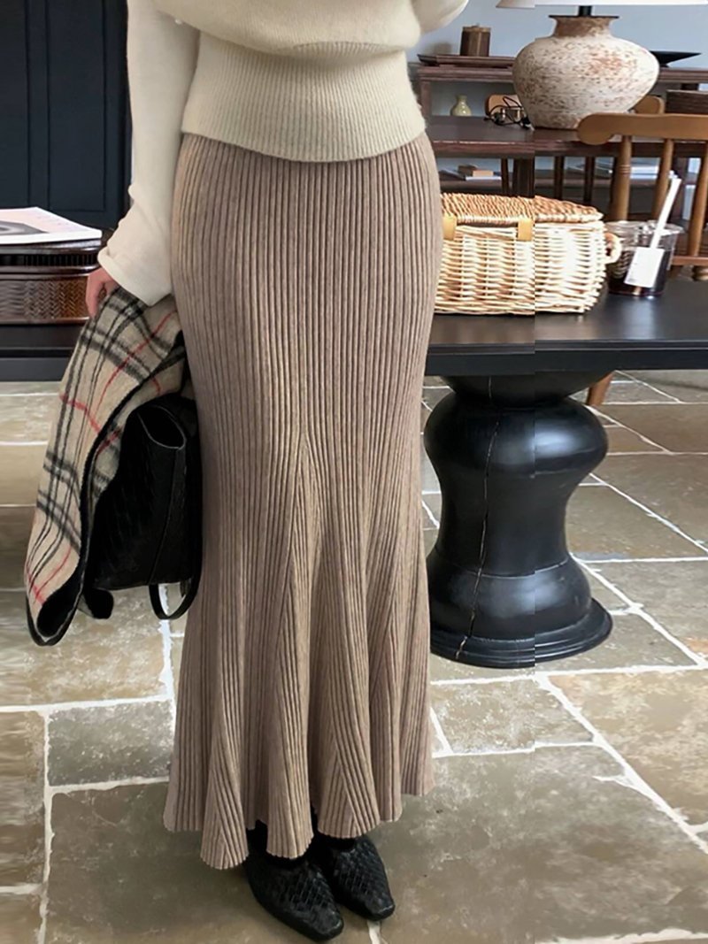 【ドゥーベル/Doux Belle】のニット調プリーツロングスカート レディース スカート 人気、トレンドファッション・服の通販 founy(ファニー) ファッション Fashion レディースファッション Fashion for Women スカート Skirts ロングスカート Long Skirts / Maxi & Midi Skirts シンプル Simple, Minimal プリーツ Pleats, Pleated ロング Long, Long-Length 冬 Winter / This Winter 春 Spring 秋 Autumn A/W・秋冬 Autumn/Winter other-1|ID: prp329100004819646 ipo3291000000035019490