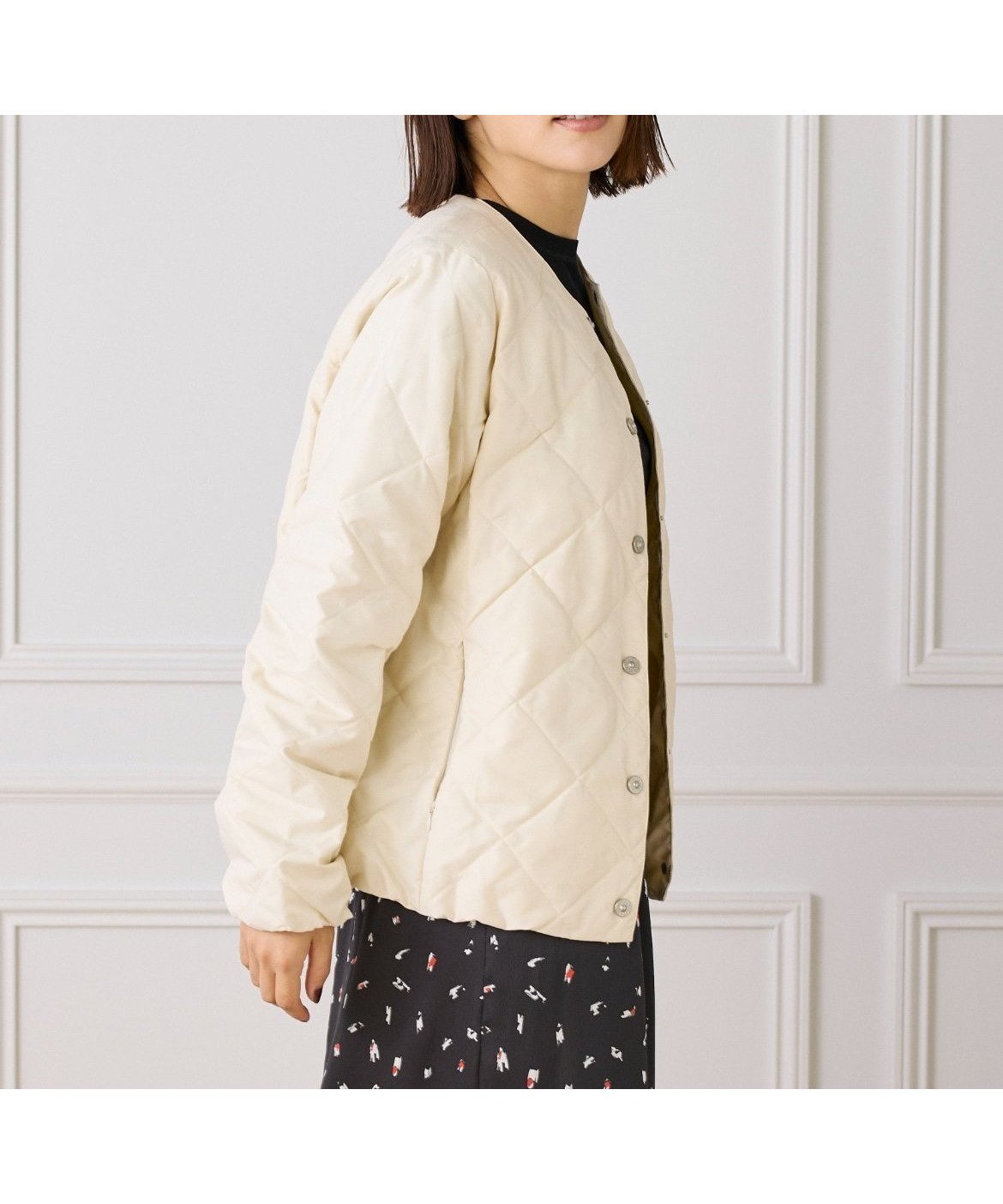 【イッツインターナショナル/I.T.'S. international】のクルーネックダウンジャケット《TAIONコラボレーション》 インテリア・キッズ・メンズ・レディースファッション・服の通販 founy(ファニー) ファッション Fashion レディースファッション Fashion for Women アウター Coat / Outerwear Collection レディースジャケット・軽アウター Jackets インナー Innerwear キルト Quilt, Quilted Fabric シンプル Simple, Minimal ジャケット Jacket, Outerwear スマート Smart, Elegant ダウン Down, Puffer 定番 Standard, Basic Item ファブリック Fabric, Textile ポケット Pocket, Pocket Detail エレガント 上品 Elegant アイボリー|ID: prp329100004819650 ipo3291000000035019533