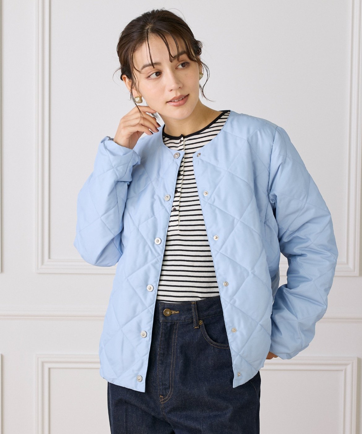 【イッツインターナショナル/I.T.'S. international】のクルーネックダウンジャケット《TAIONコラボレーション》 インテリア・キッズ・メンズ・レディースファッション・服の通販 founy(ファニー) ファッション Fashion レディースファッション Fashion for Women アウター Coat / Outerwear Collection レディースジャケット・軽アウター Jackets インナー Innerwear キルト Quilt, Quilted Fabric シンプル Simple, Minimal ジャケット Jacket, Outerwear スマート Smart, Elegant ダウン Down, Puffer 定番 Standard, Basic Item ファブリック Fabric, Textile ポケット Pocket, Pocket Detail エレガント 上品 Elegant サックス|ID: prp329100004819650 ipo3291000000035019536