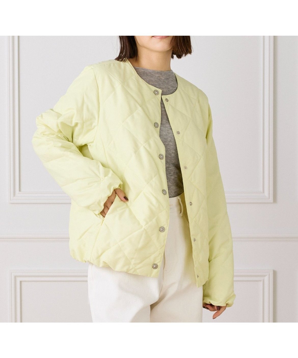 【イッツインターナショナル/I.T.'S. international】のクルーネックダウンジャケット《TAIONコラボレーション》 インテリア・キッズ・メンズ・レディースファッション・服の通販 founy(ファニー) ファッション Fashion レディースファッション Fashion for Women アウター Coat / Outerwear Collection レディースジャケット・軽アウター Jackets インナー Innerwear キルト Quilt, Quilted Fabric シンプル Simple, Minimal ジャケット Jacket, Outerwear スマート Smart, Elegant ダウン Down, Puffer 定番 Standard, Basic Item ファブリック Fabric, Textile ポケット Pocket, Pocket Detail エレガント 上品 Elegant イエロー|ID: prp329100004819650 ipo3291000000035019537