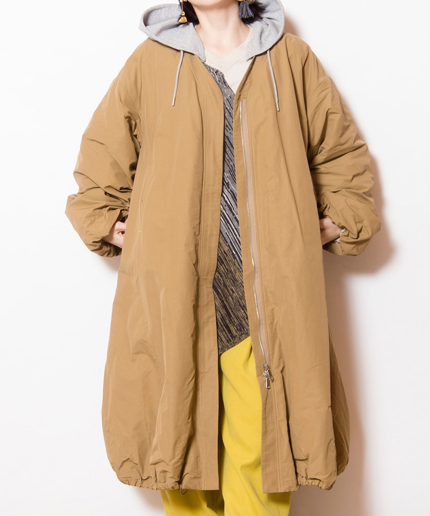 【オズモーシス/OSMOSIS】のフーデッドバルーンコート インテリア・キッズ・メンズ・レディースファッション・服の通販 founy(ファニー) ファッション Fashion レディースファッション Fashion for Women アウター Coat / Outerwear Collection コート・ロングコート・ピーコート Long Coats, Peacoats & More キルティング Quilted, Quilting バルーン Balloon, Balloon Silhouette フロント Front, Front Design ポケット Pocket, Pocket Detail 再入荷 Restock / Back in Stock A/W・秋冬 Autumn/Winter BEIGE|ID: prp329100004819663 ipo3291000000035019668